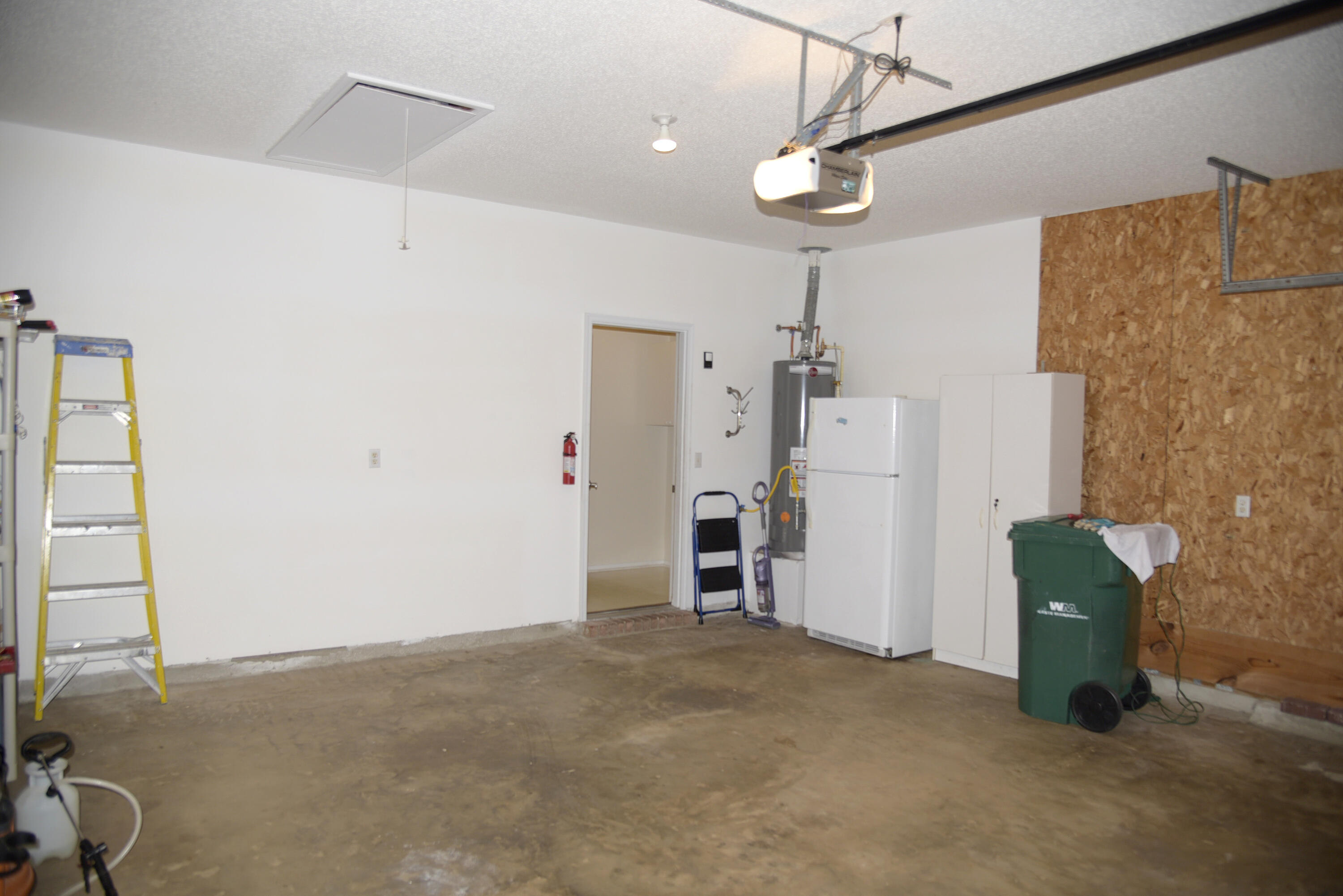 PARKWOOD COVE AT BLUEWATER BAY - Residential Lease