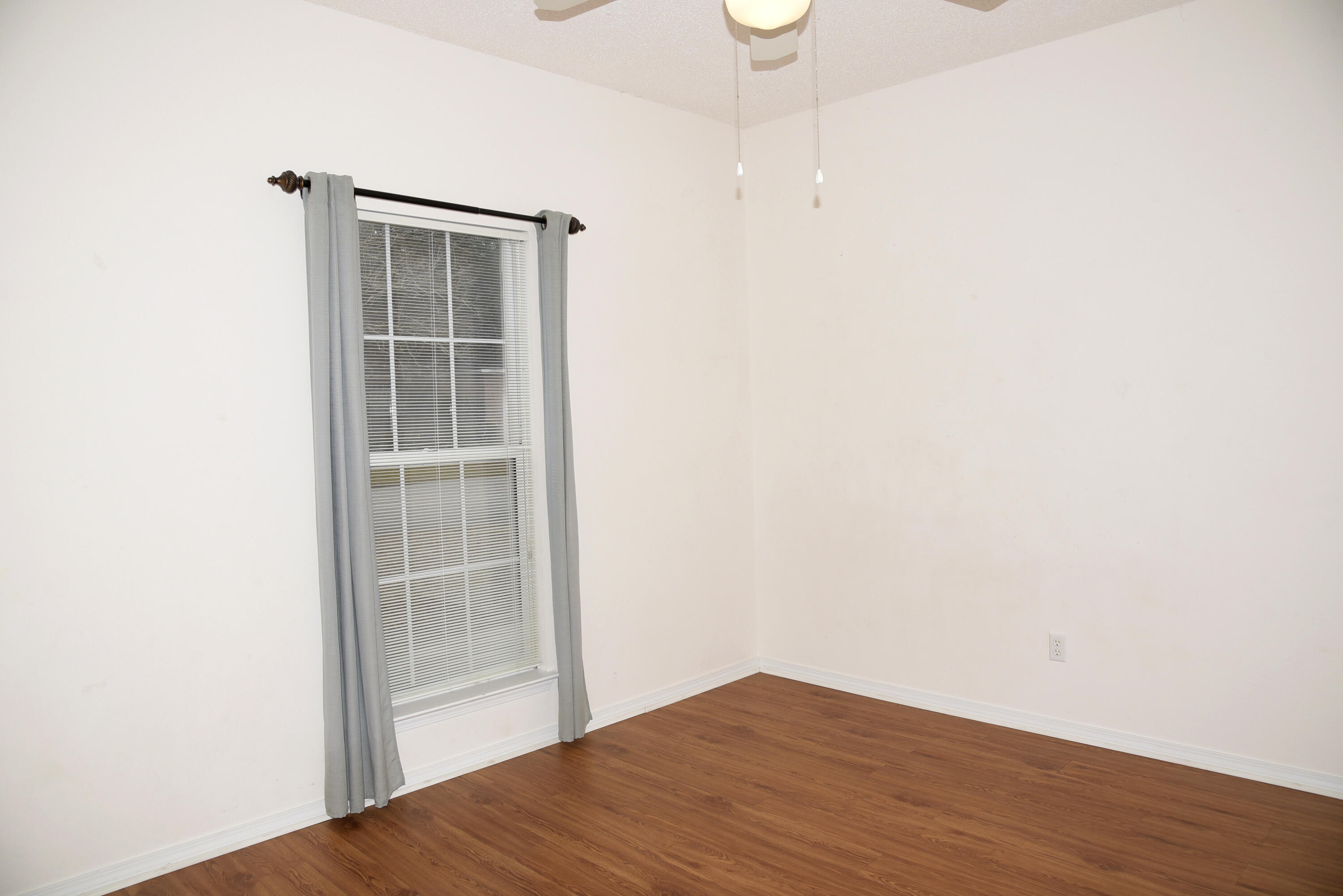 PARKWOOD COVE AT BLUEWATER BAY - Residential Lease