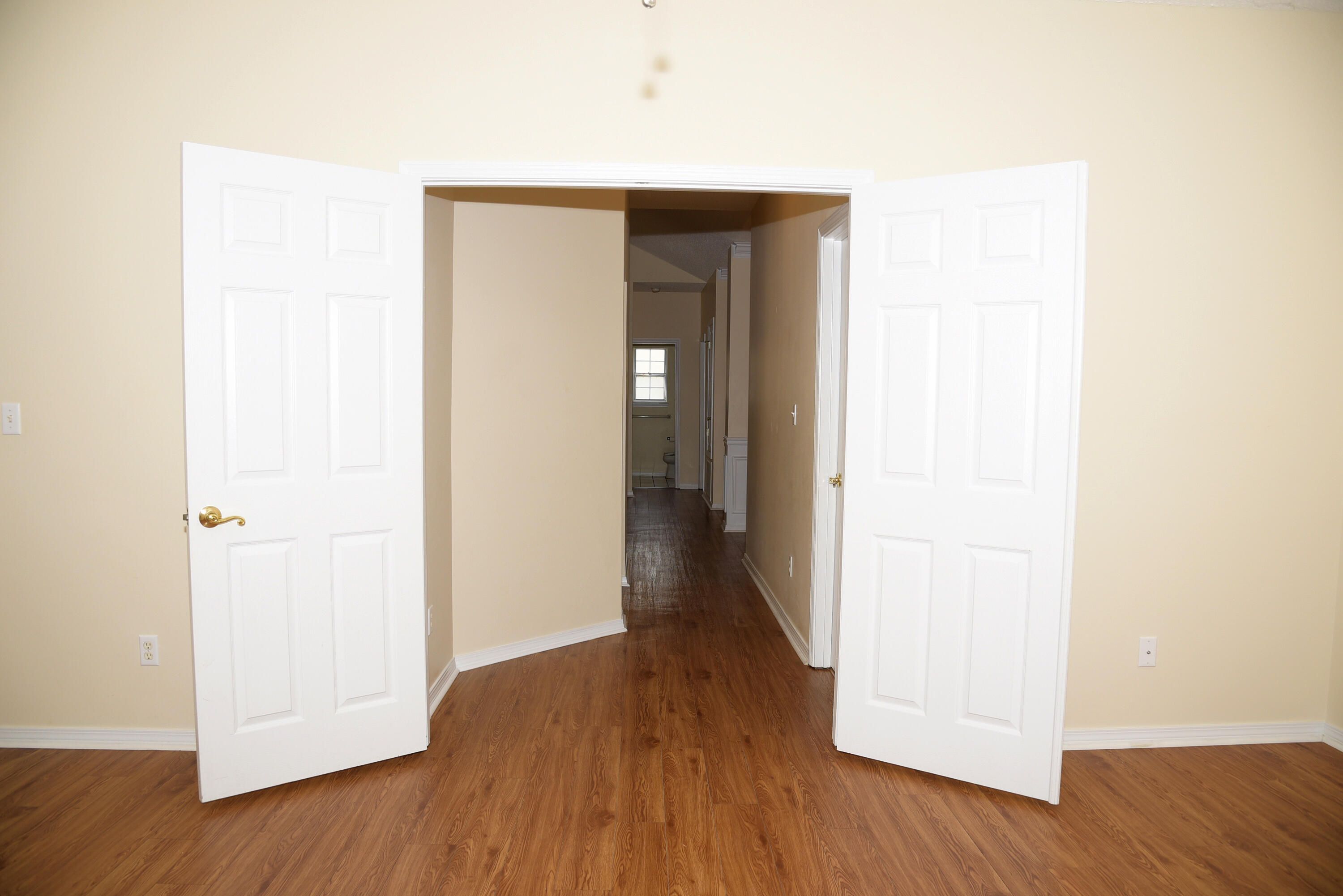 PARKWOOD COVE AT BLUEWATER BAY - Residential Lease