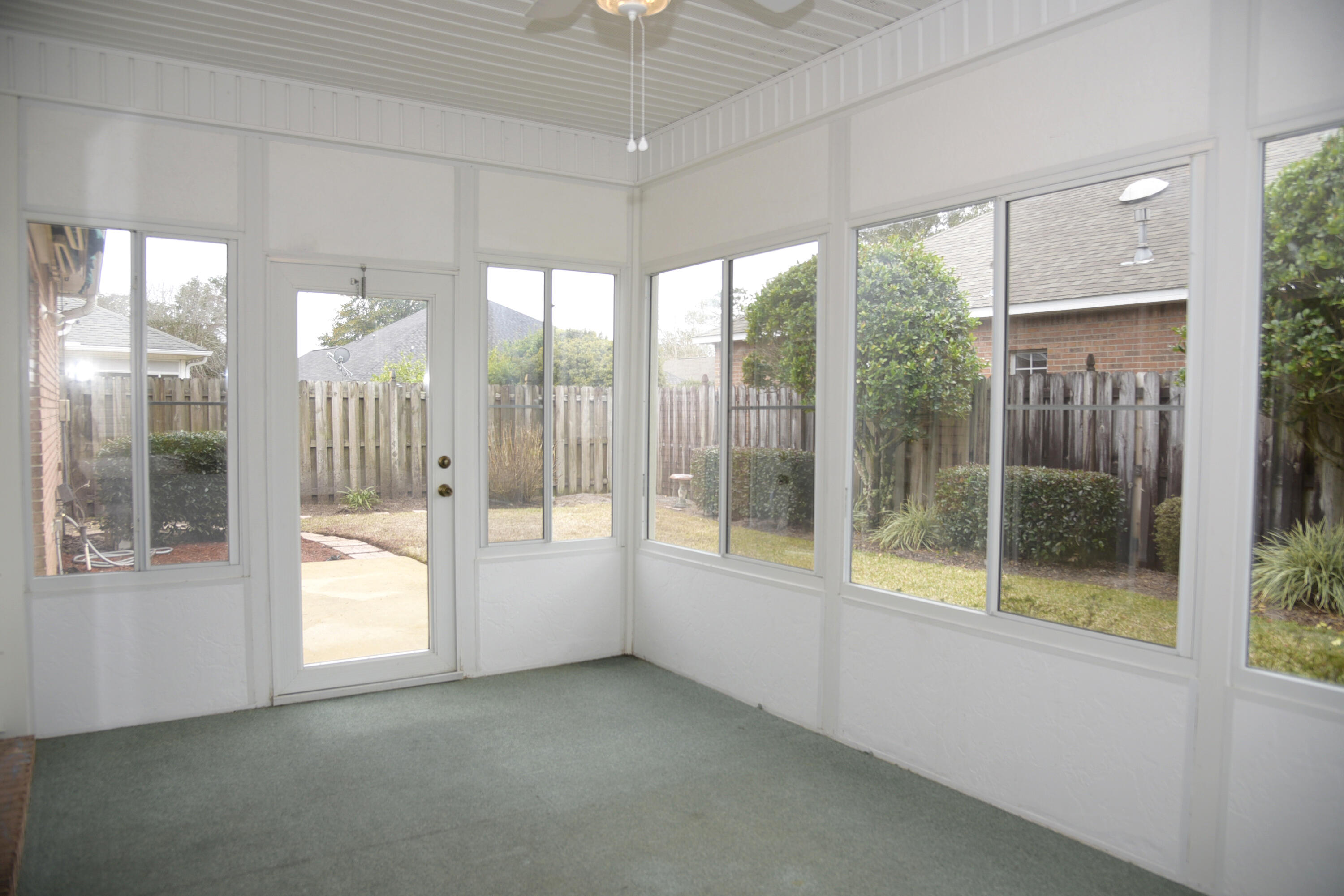 PARKWOOD COVE AT BLUEWATER BAY - Residential Lease