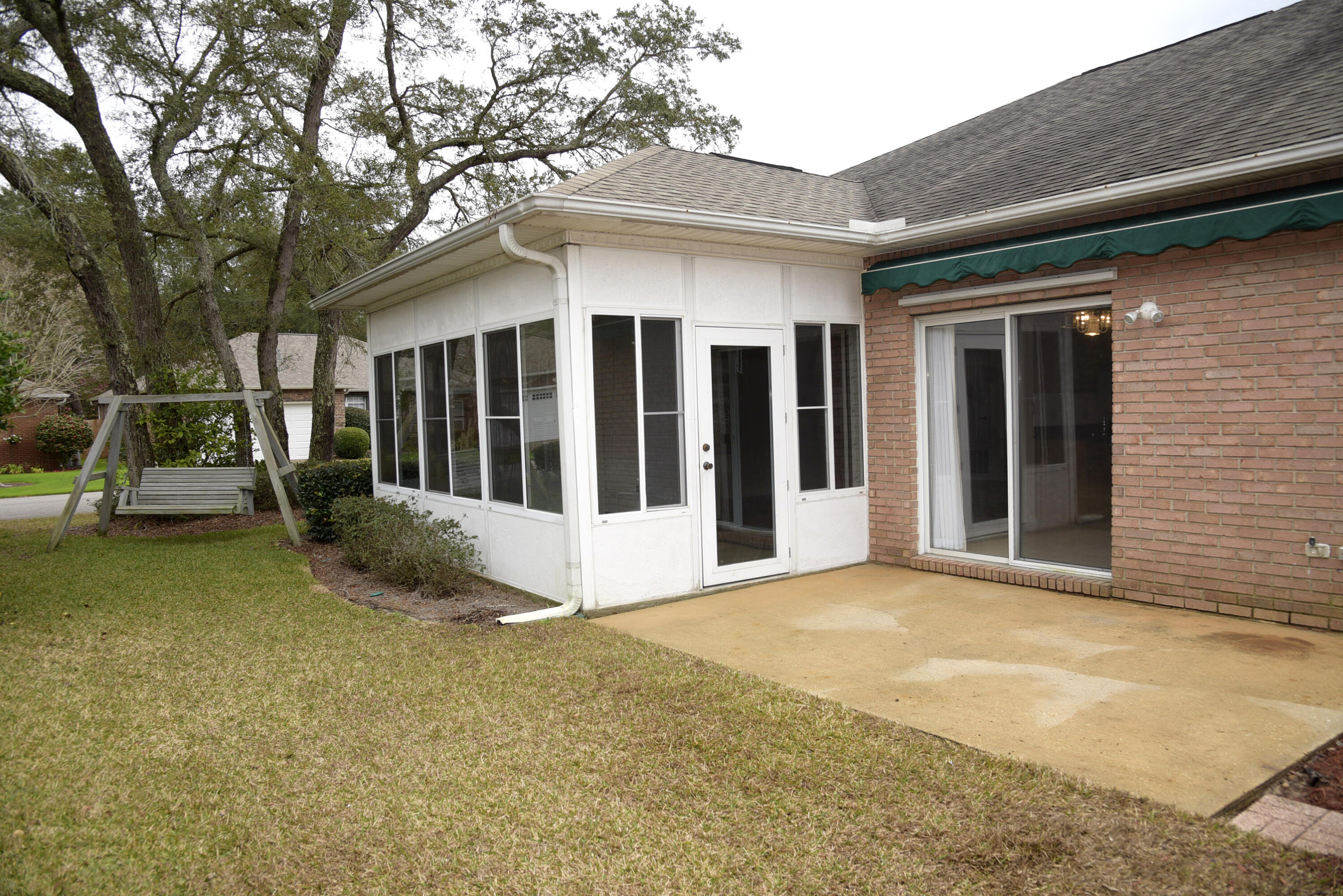 PARKWOOD COVE AT BLUEWATER BAY - Residential Lease