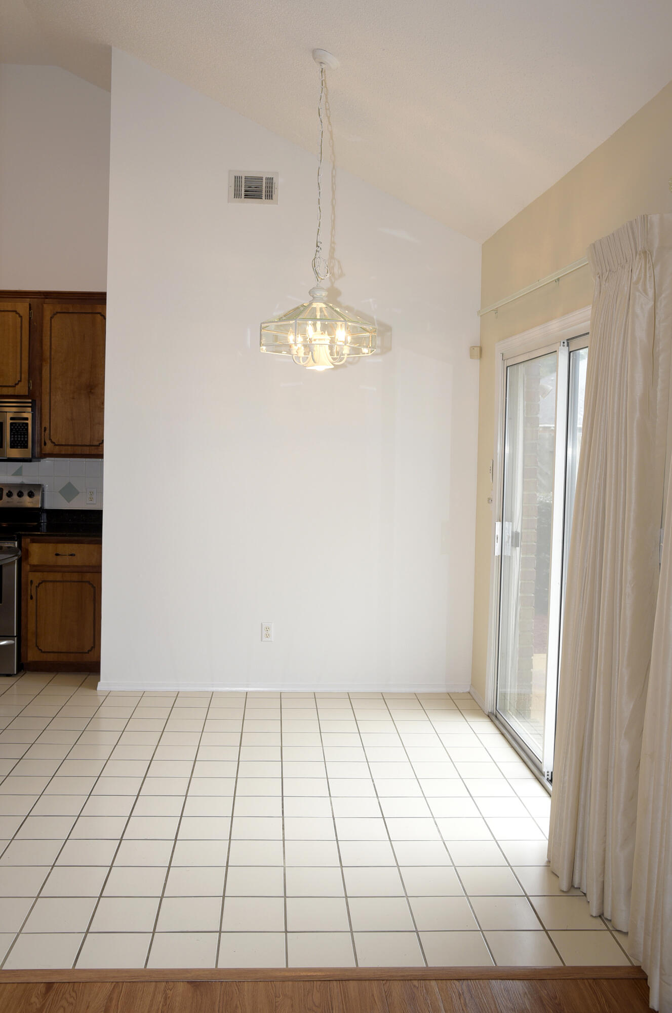 PARKWOOD COVE AT BLUEWATER BAY - Residential Lease