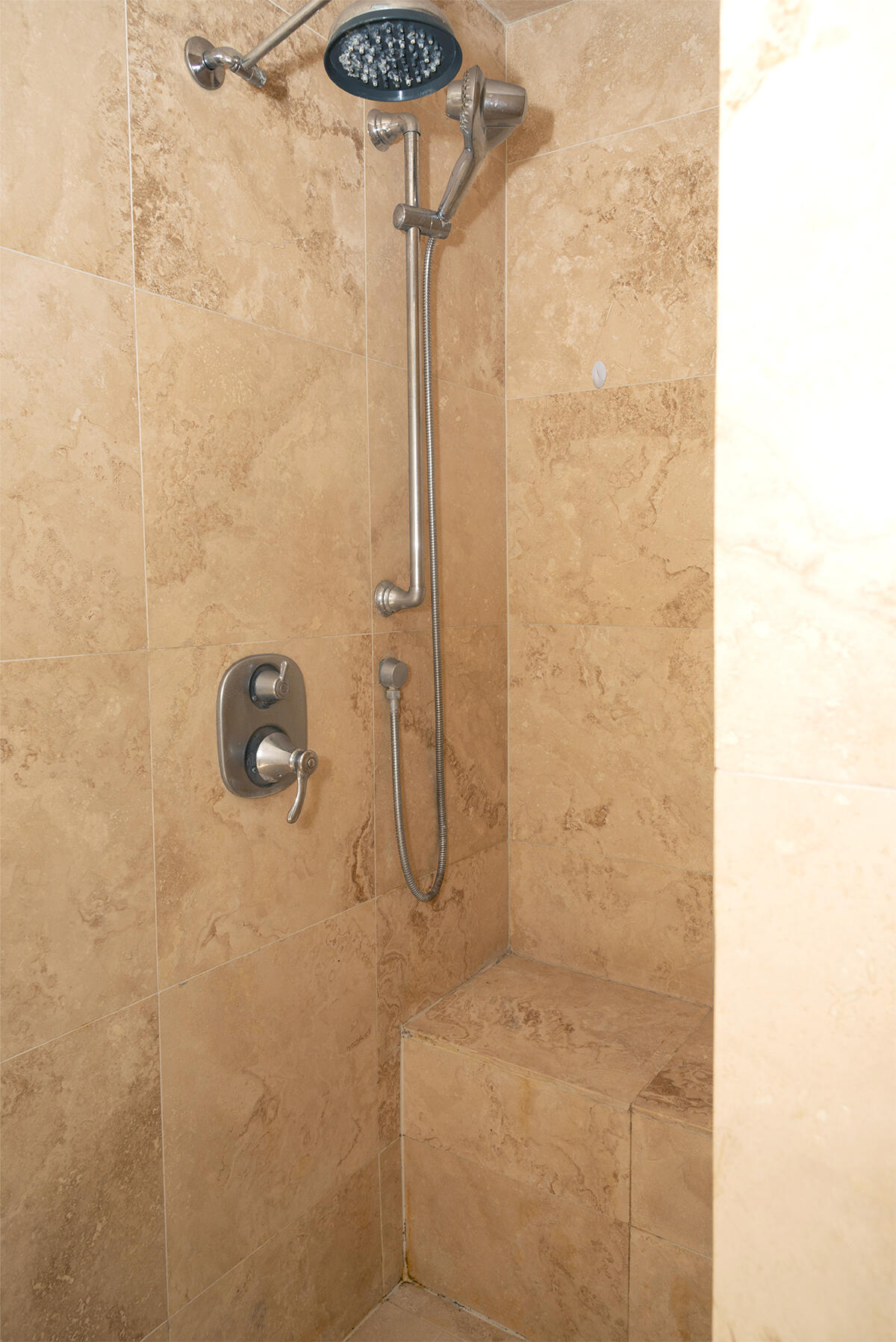 AZALEA GARDENS DESTIN - Residential Lease