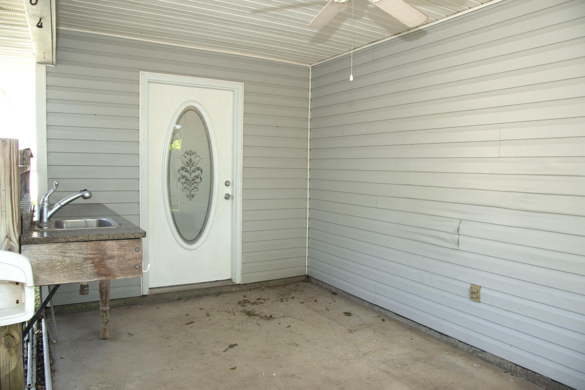 AZALEA GARDENS DESTIN - Residential Lease