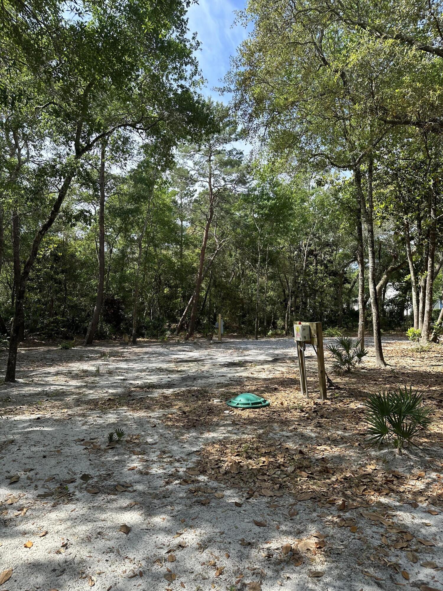 NO RECORDED SUBDIVISION - Land