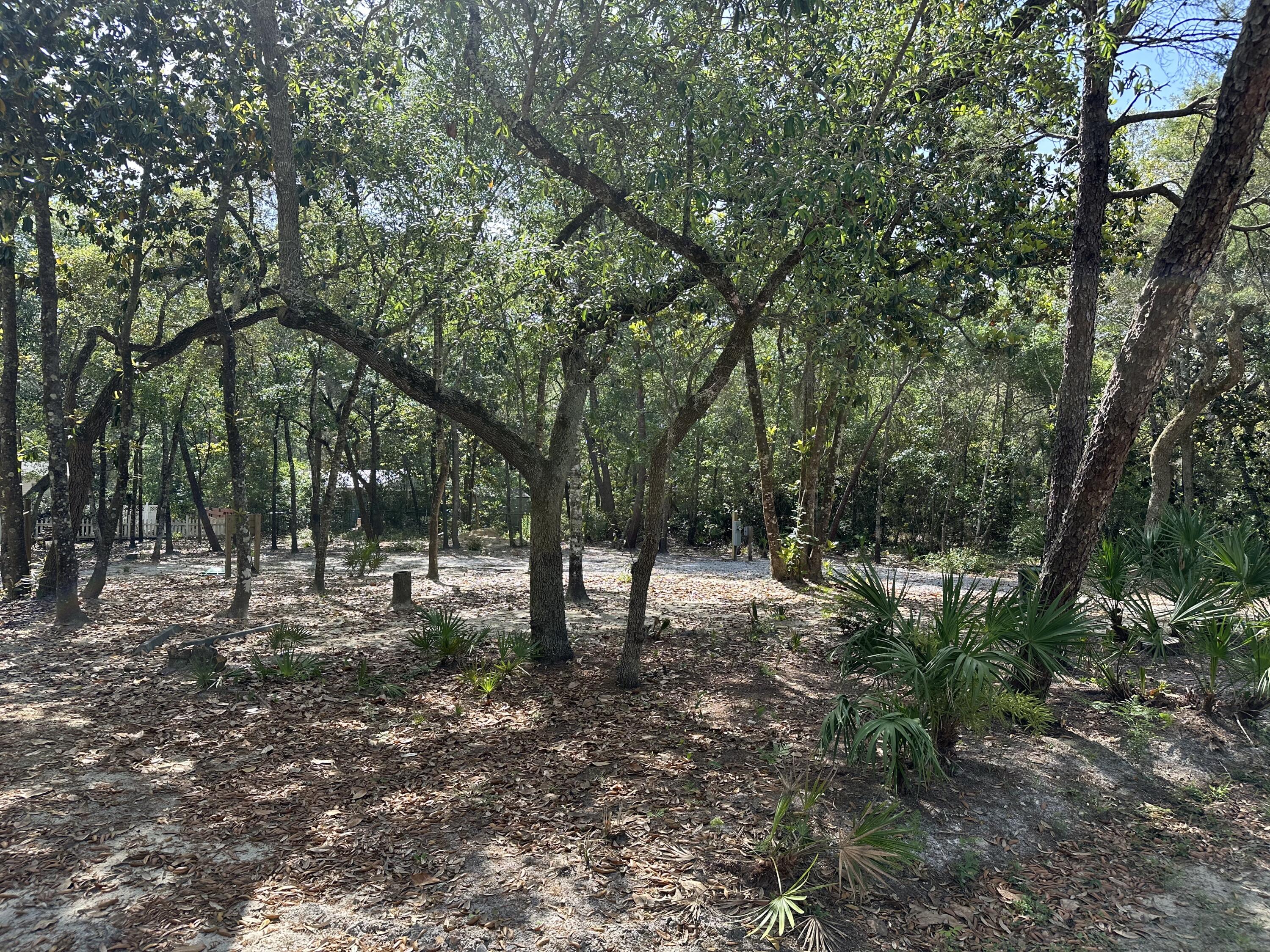 NO RECORDED SUBDIVISION - Land
