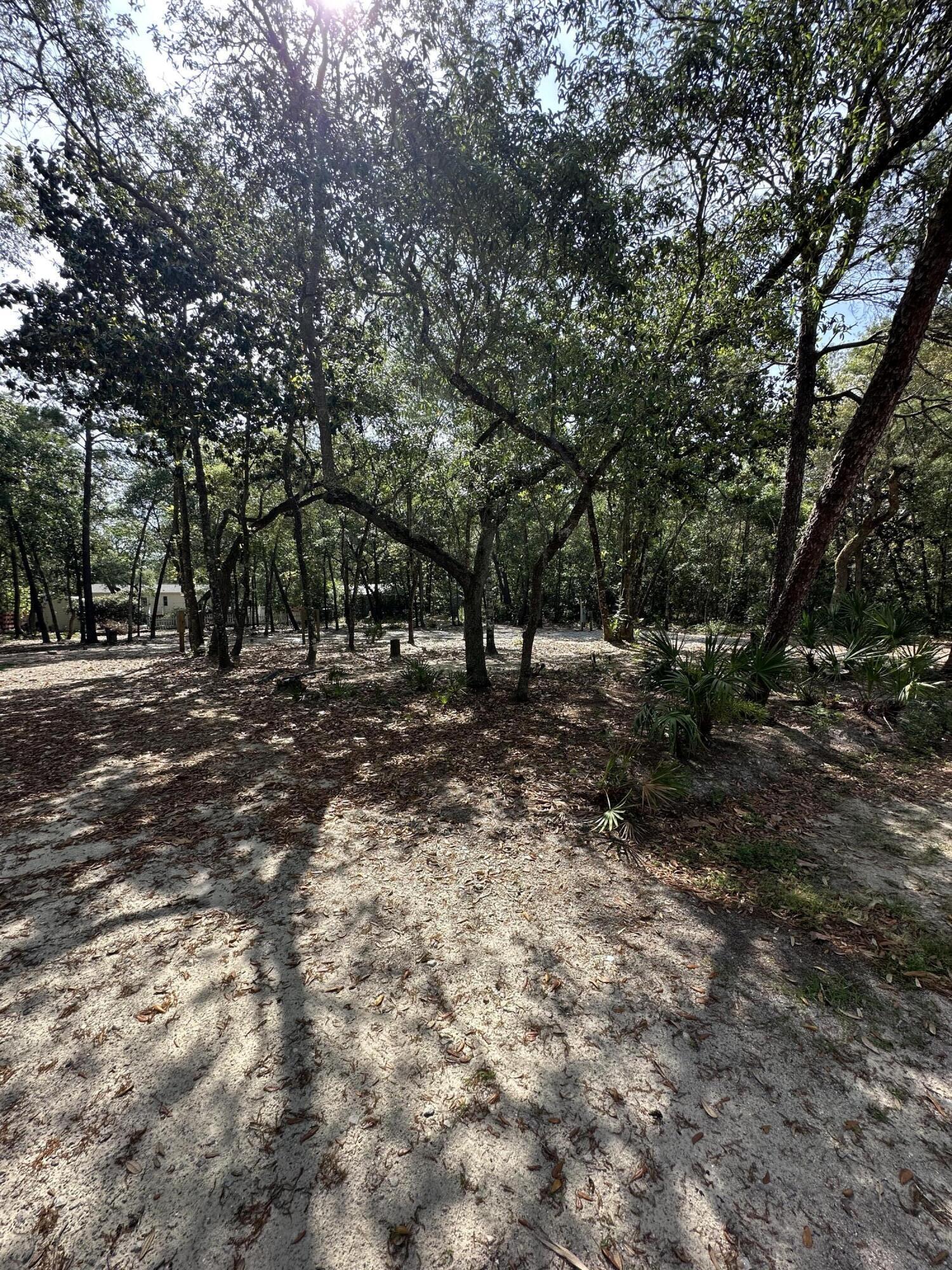 NO RECORDED SUBDIVISION - Land