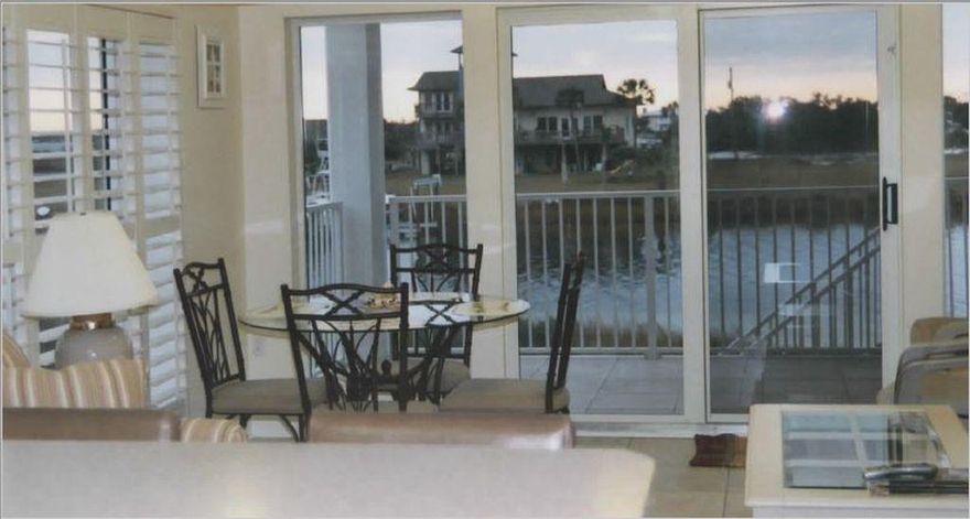 Meticulously maintained 3 bed 2 bath townhome.