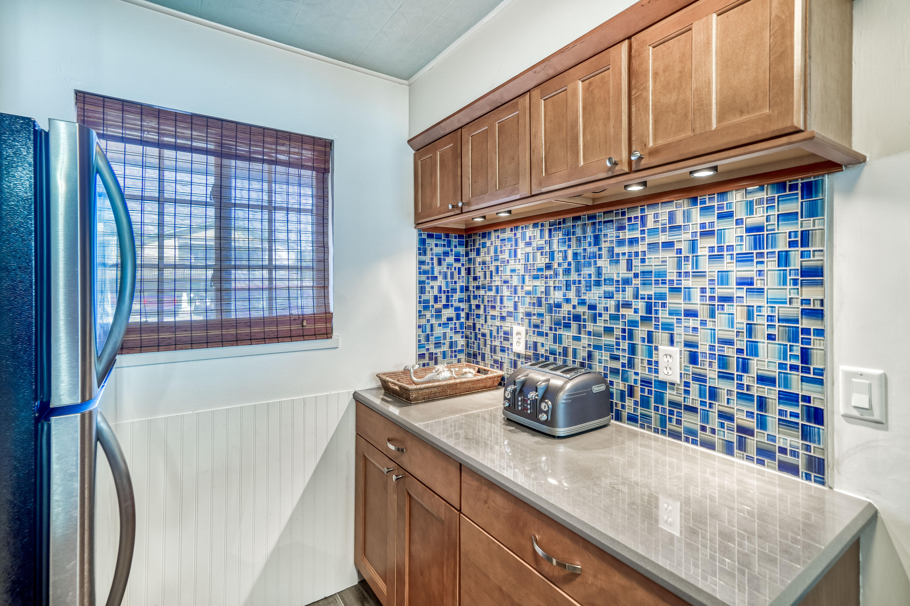 HOLIDAY BEACH UNIT 16 - Residential