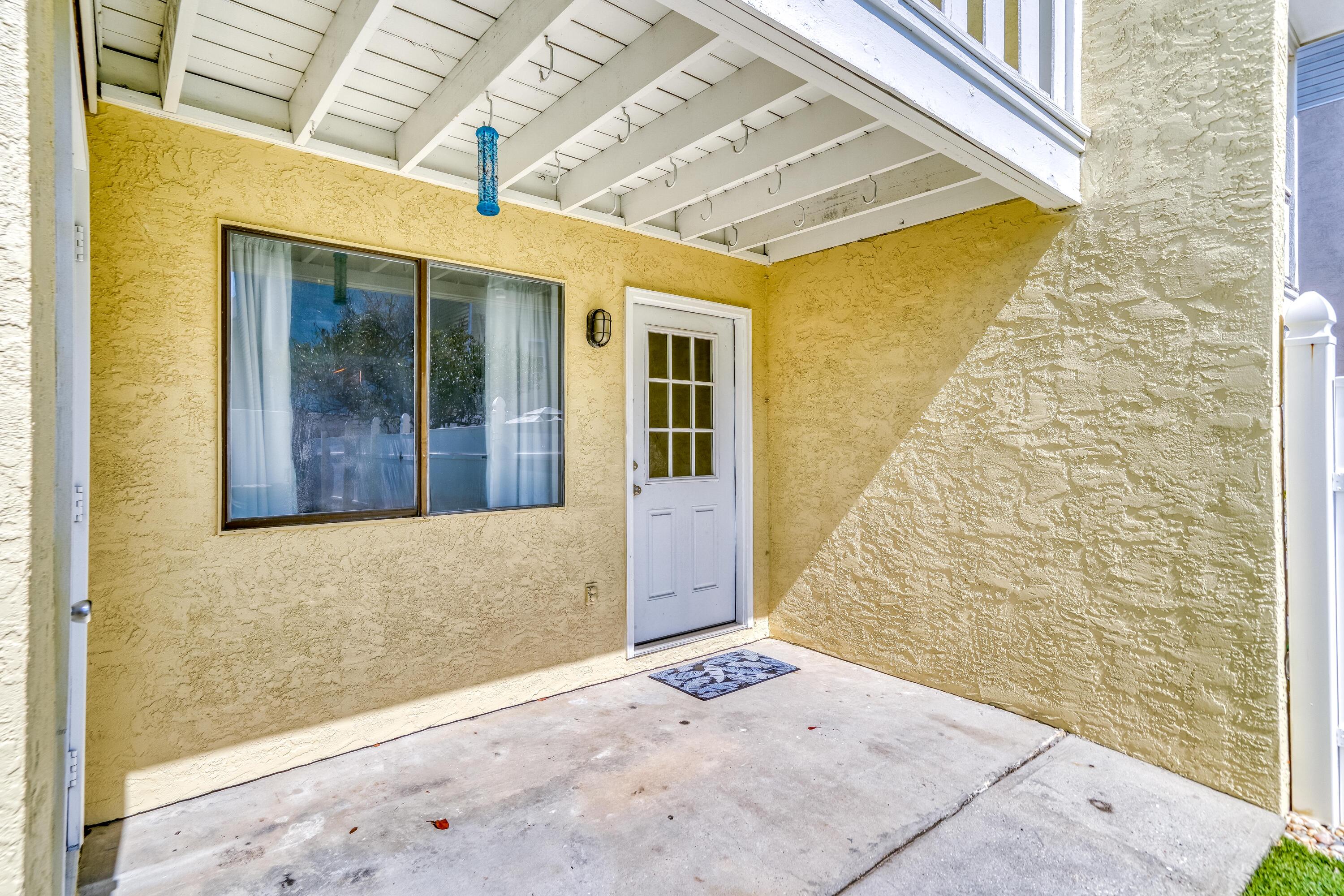 HOLIDAY BEACH UNIT 16 - Residential