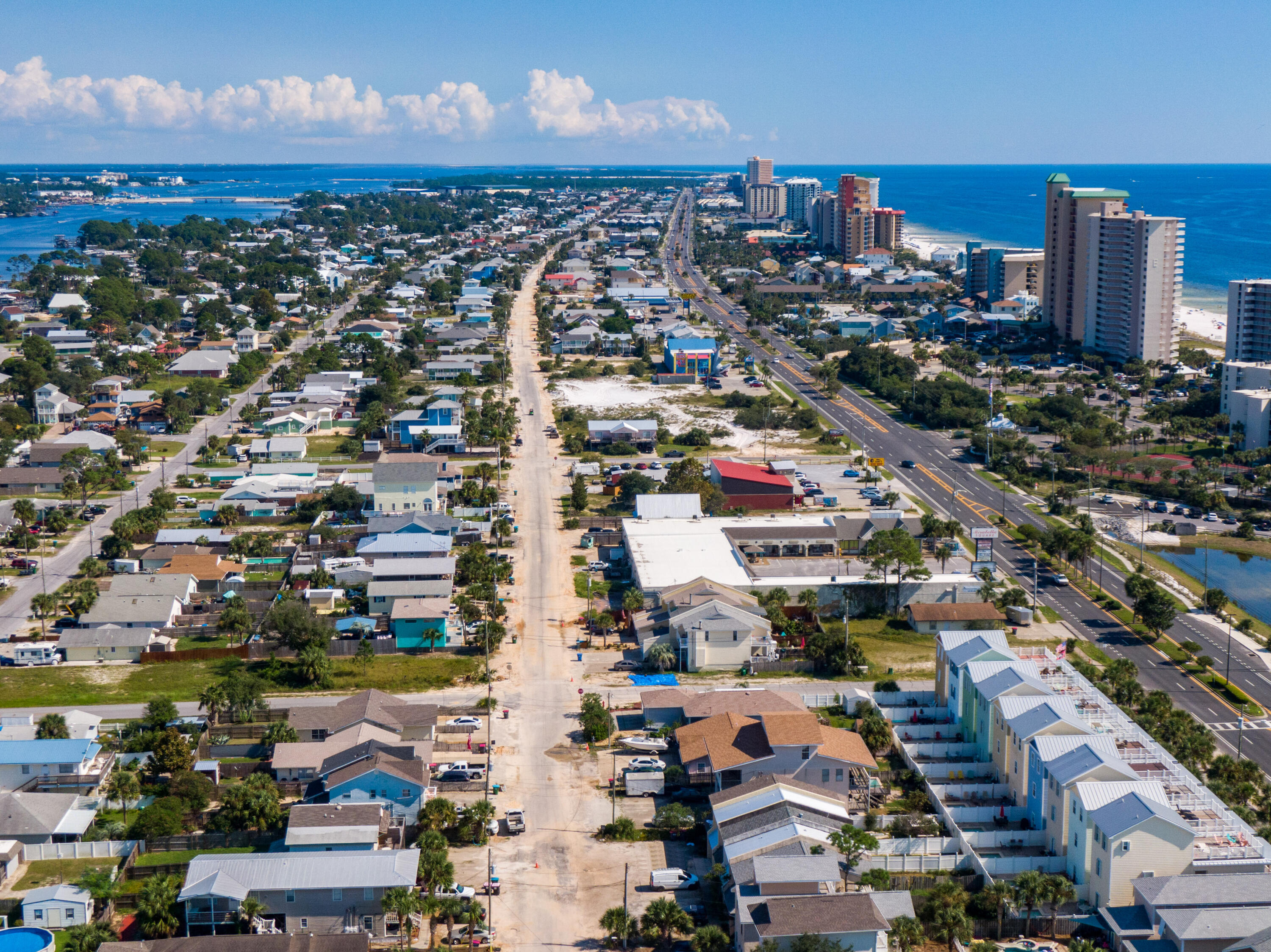 HOLIDAY BEACH UNIT 16 - Residential