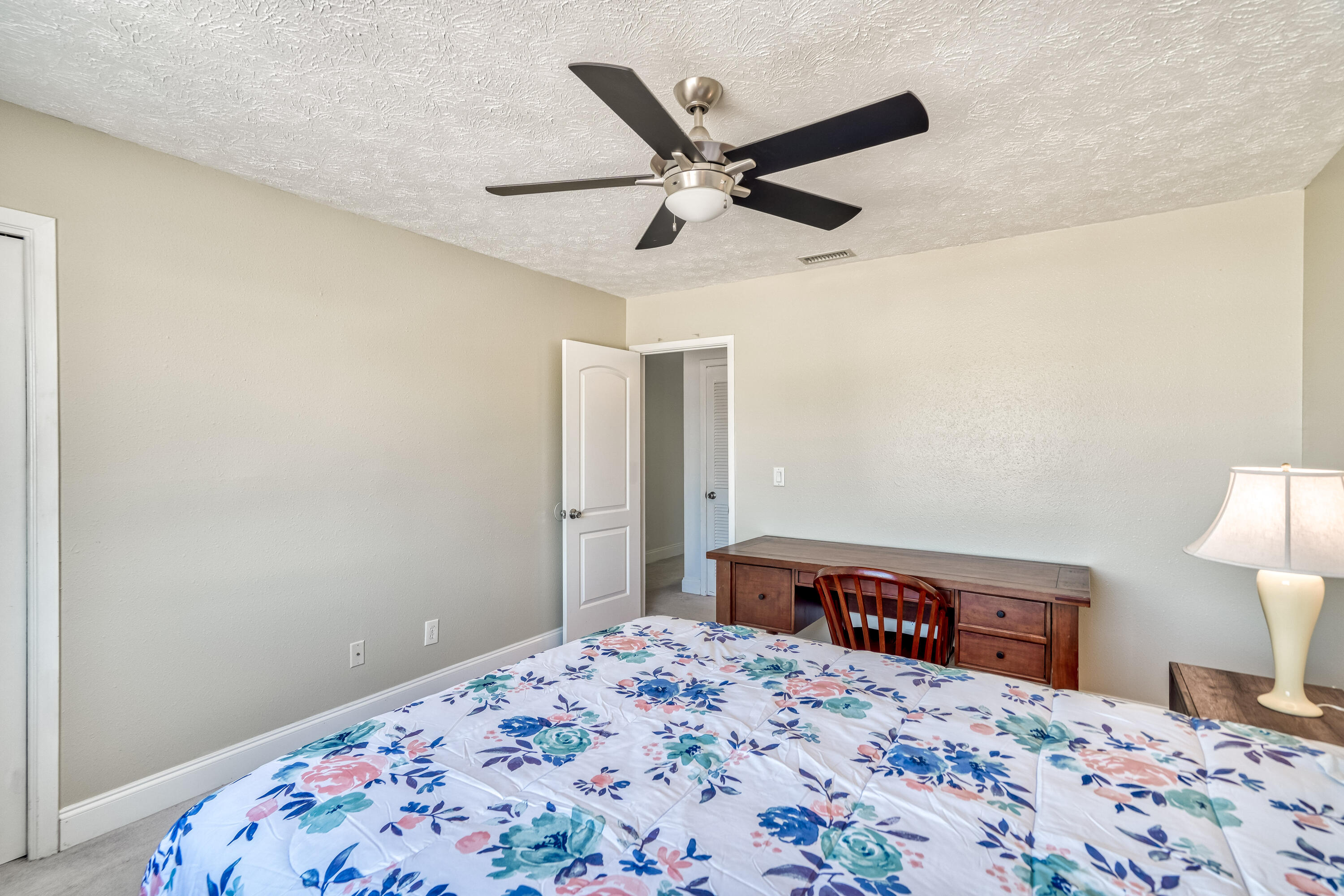 HOLIDAY BEACH UNIT 16 - Residential