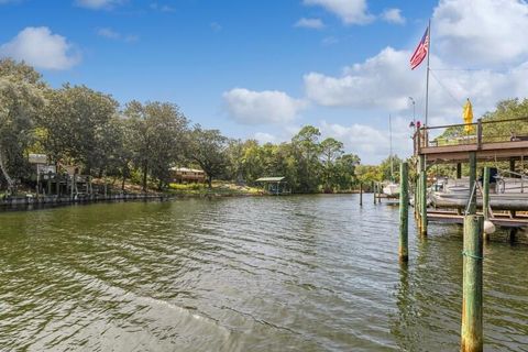 A home in Niceville