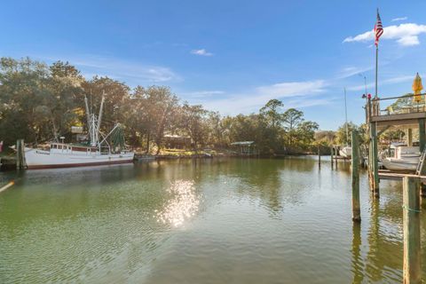 A home in Niceville