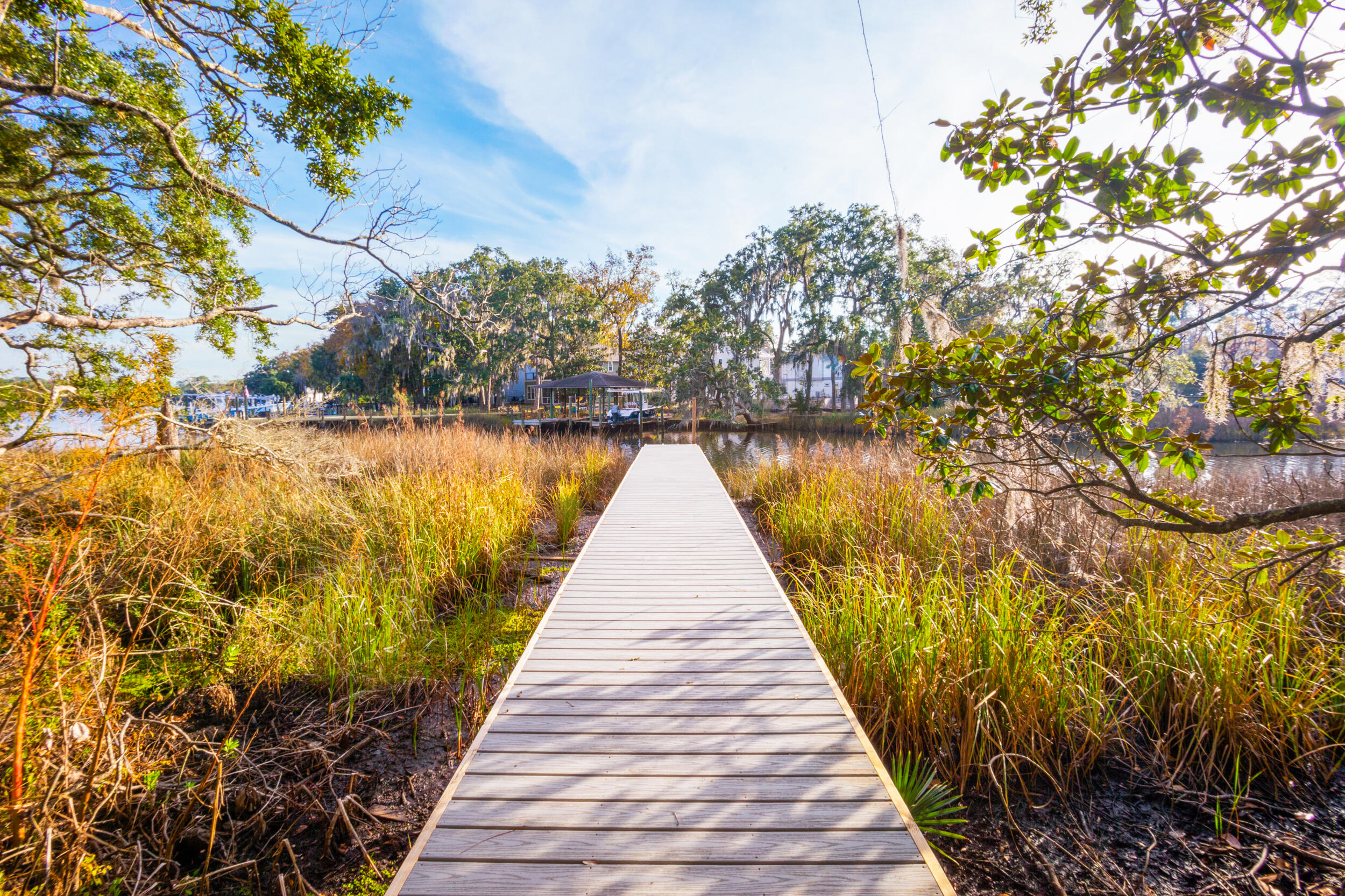 MOORES LANDING - Residential