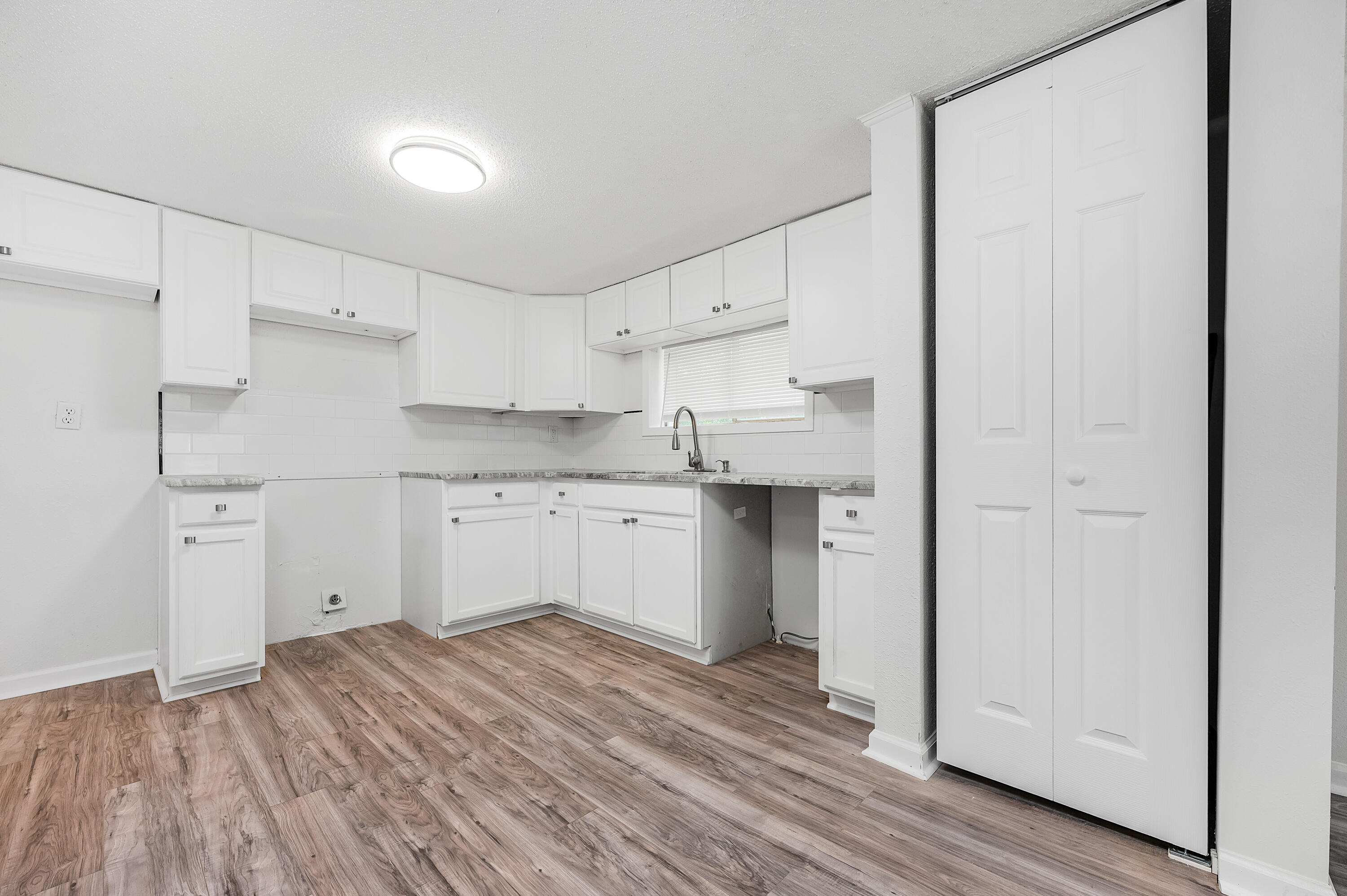 CRESTVIEW - Residential