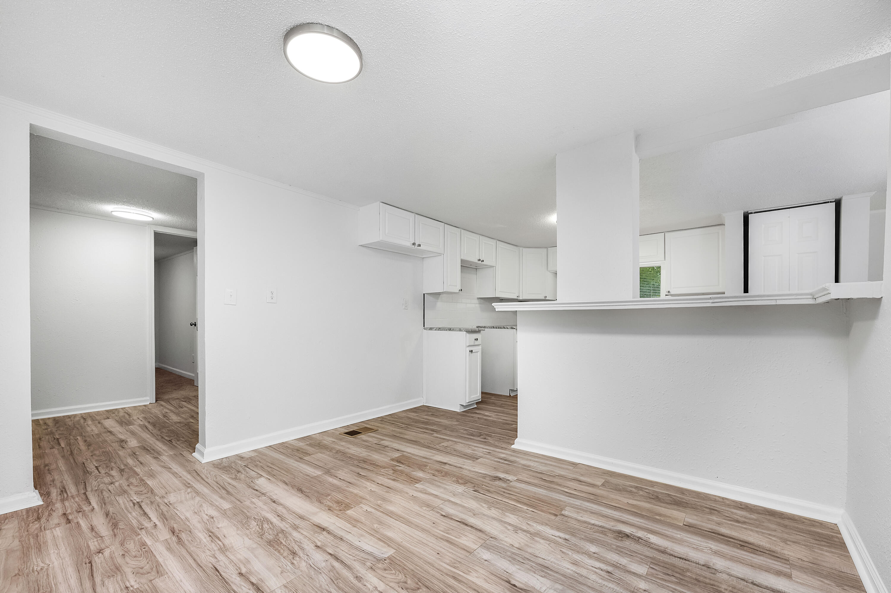 CRESTVIEW - Residential