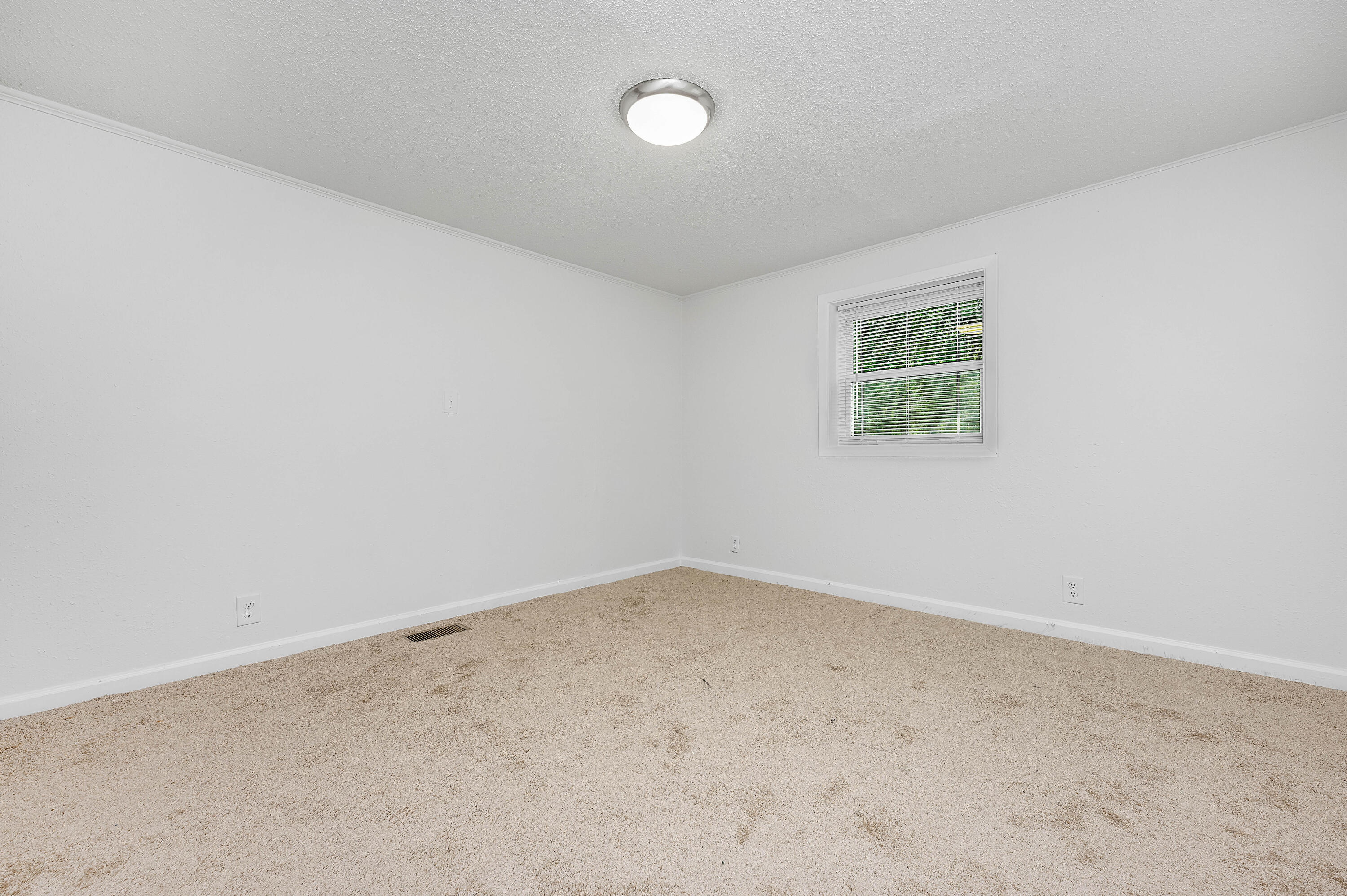 CRESTVIEW - Residential