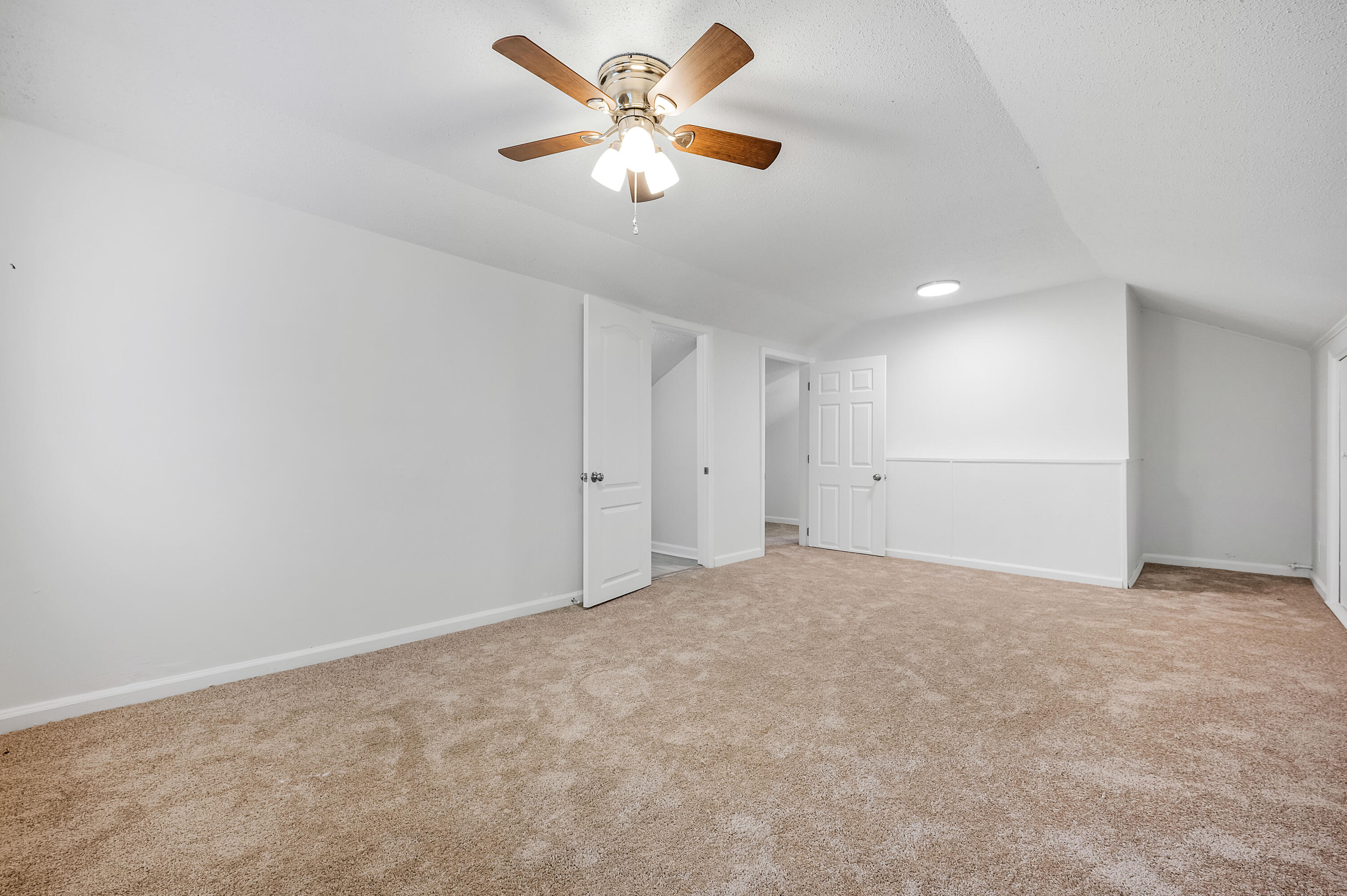 CRESTVIEW - Residential