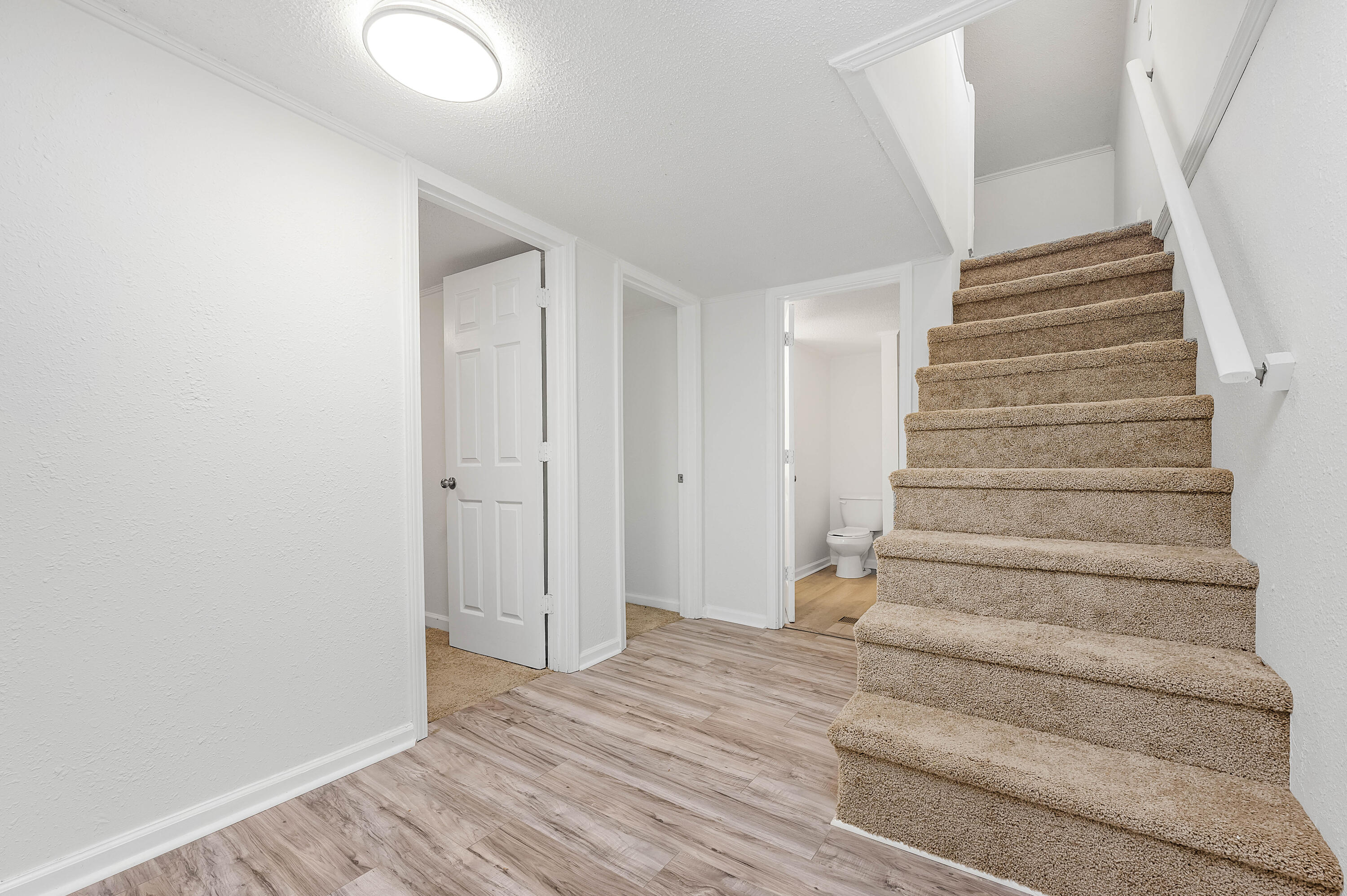 CRESTVIEW - Residential