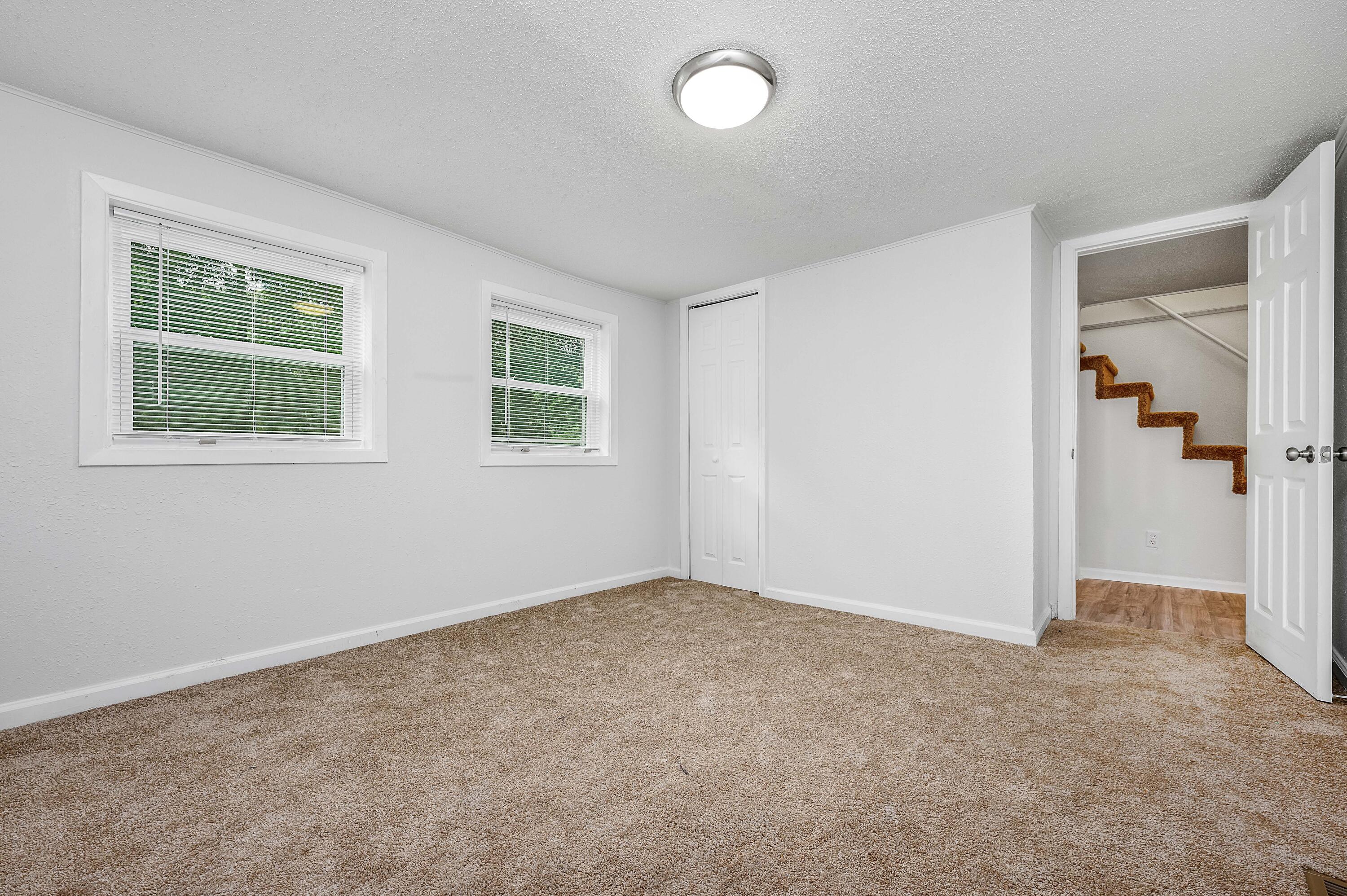 CRESTVIEW - Residential