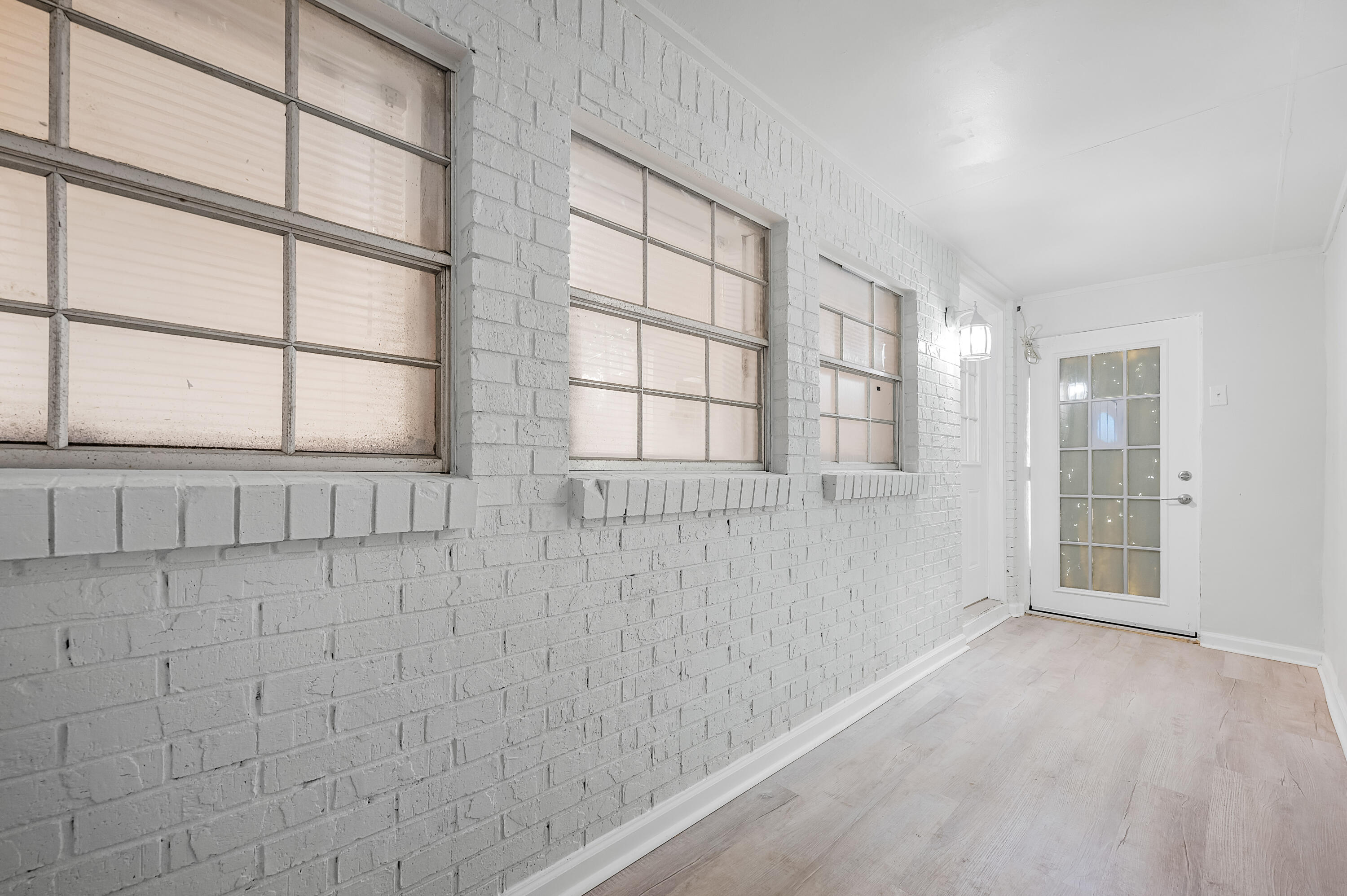 CRESTVIEW - Residential