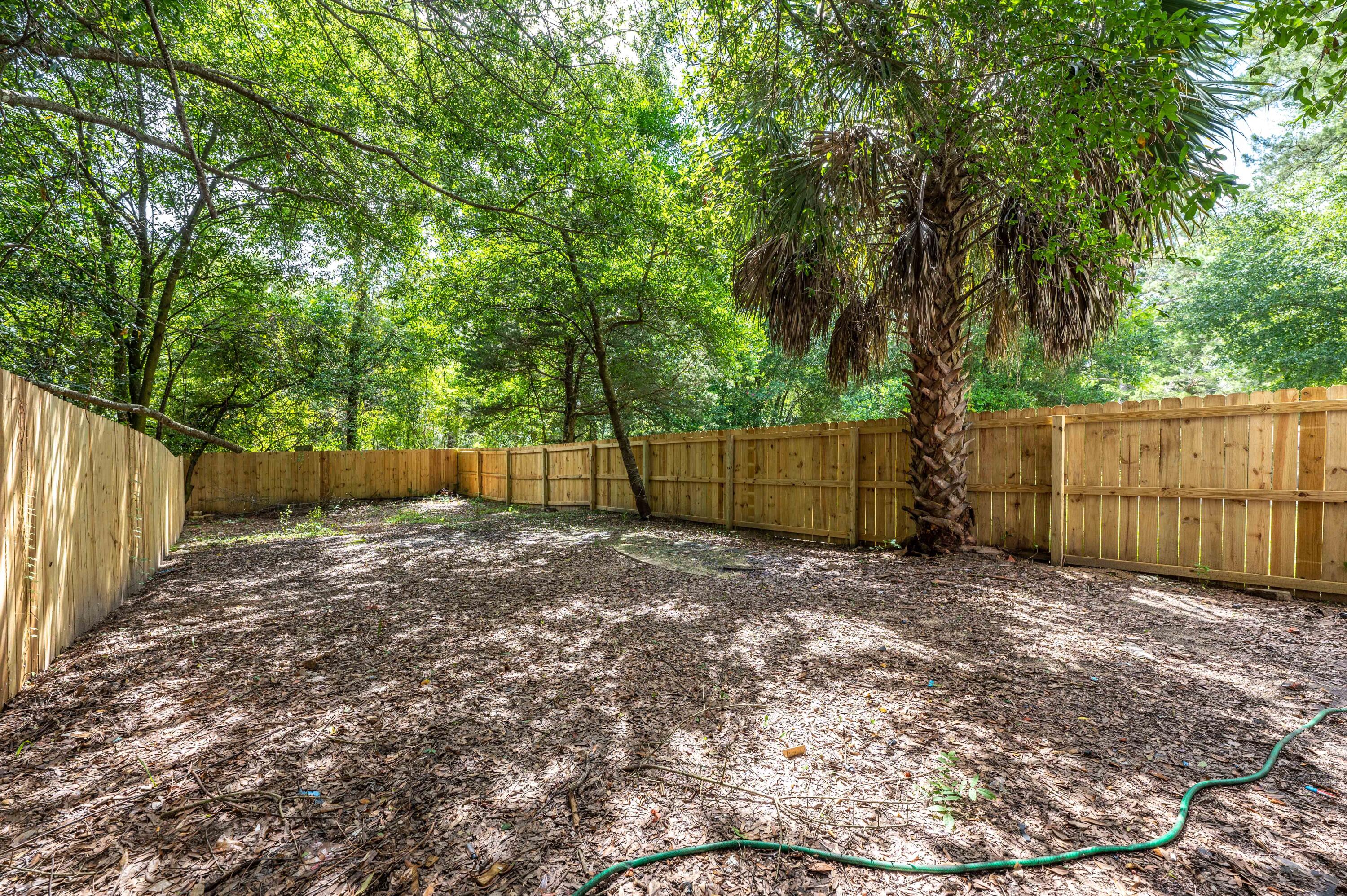 CRESTVIEW - Residential