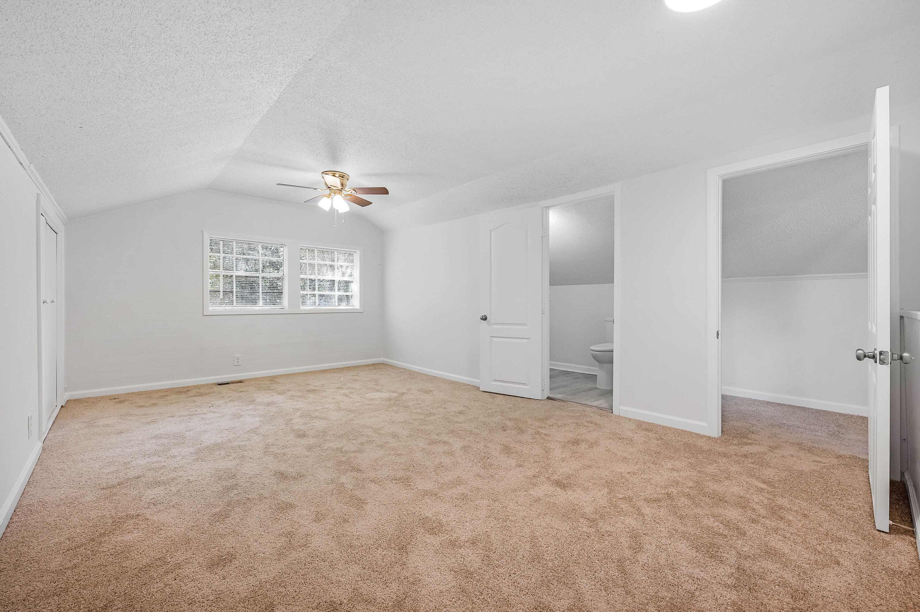 CRESTVIEW - Residential