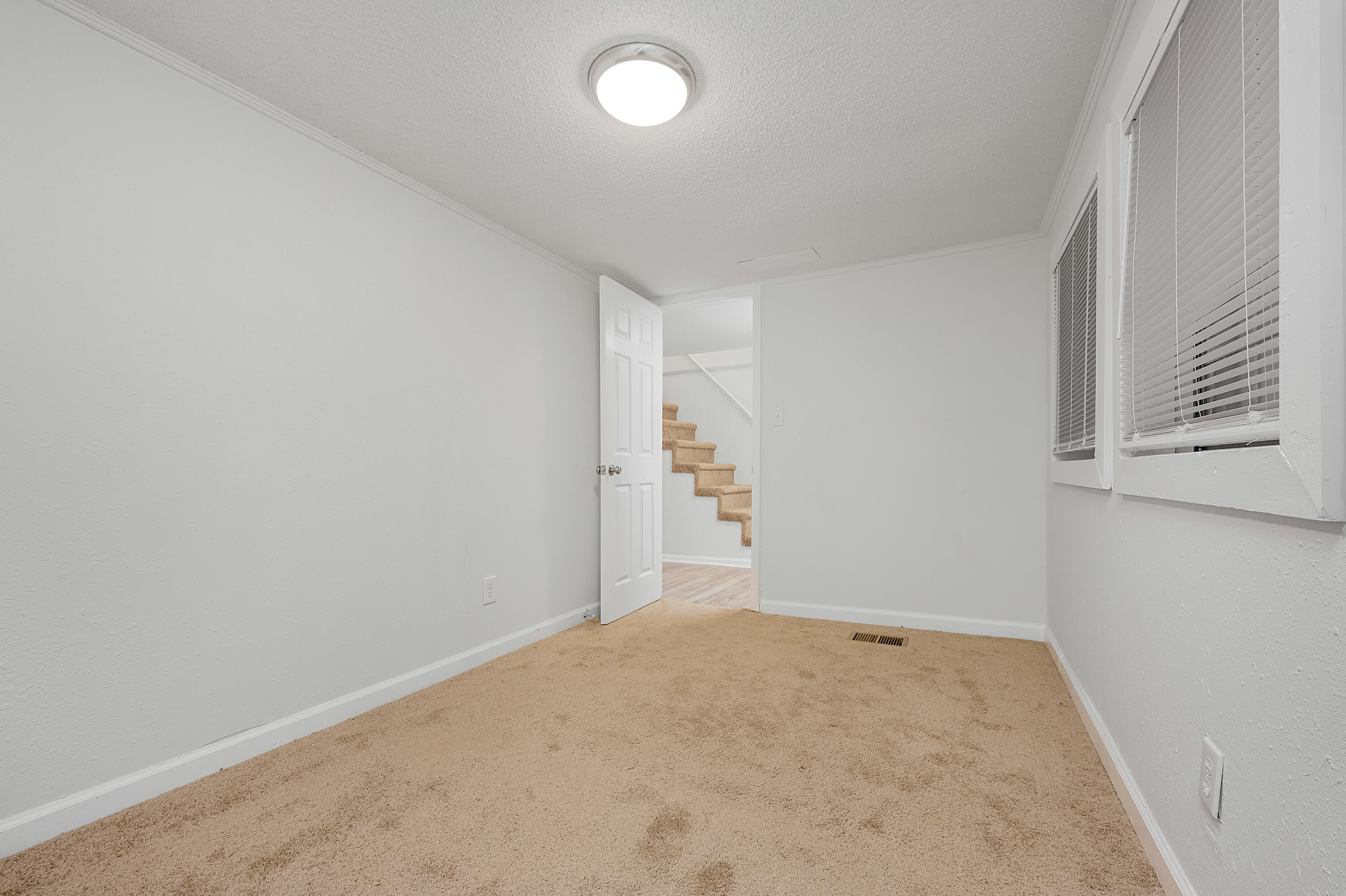 CRESTVIEW - Residential