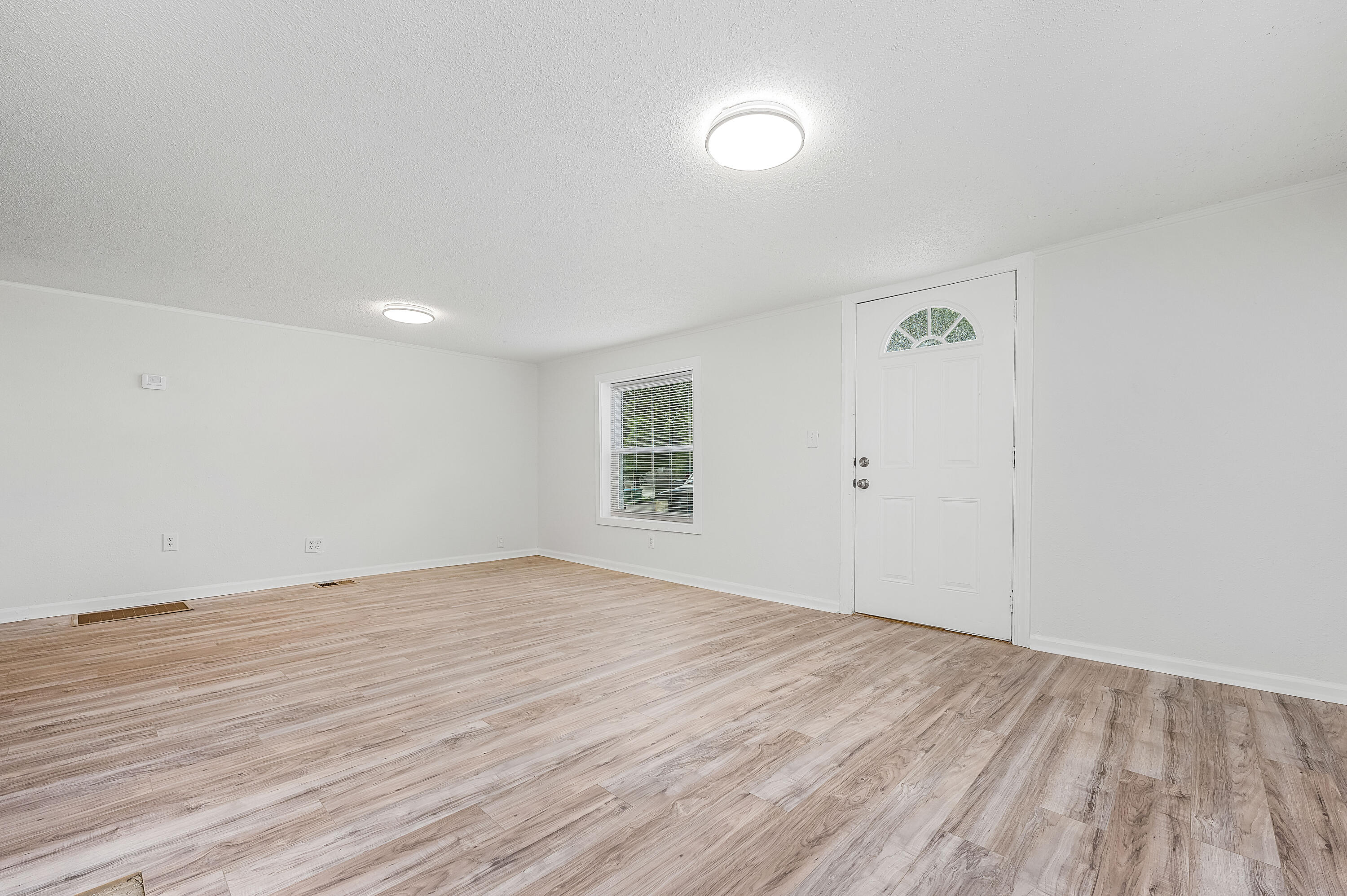 CRESTVIEW - Residential