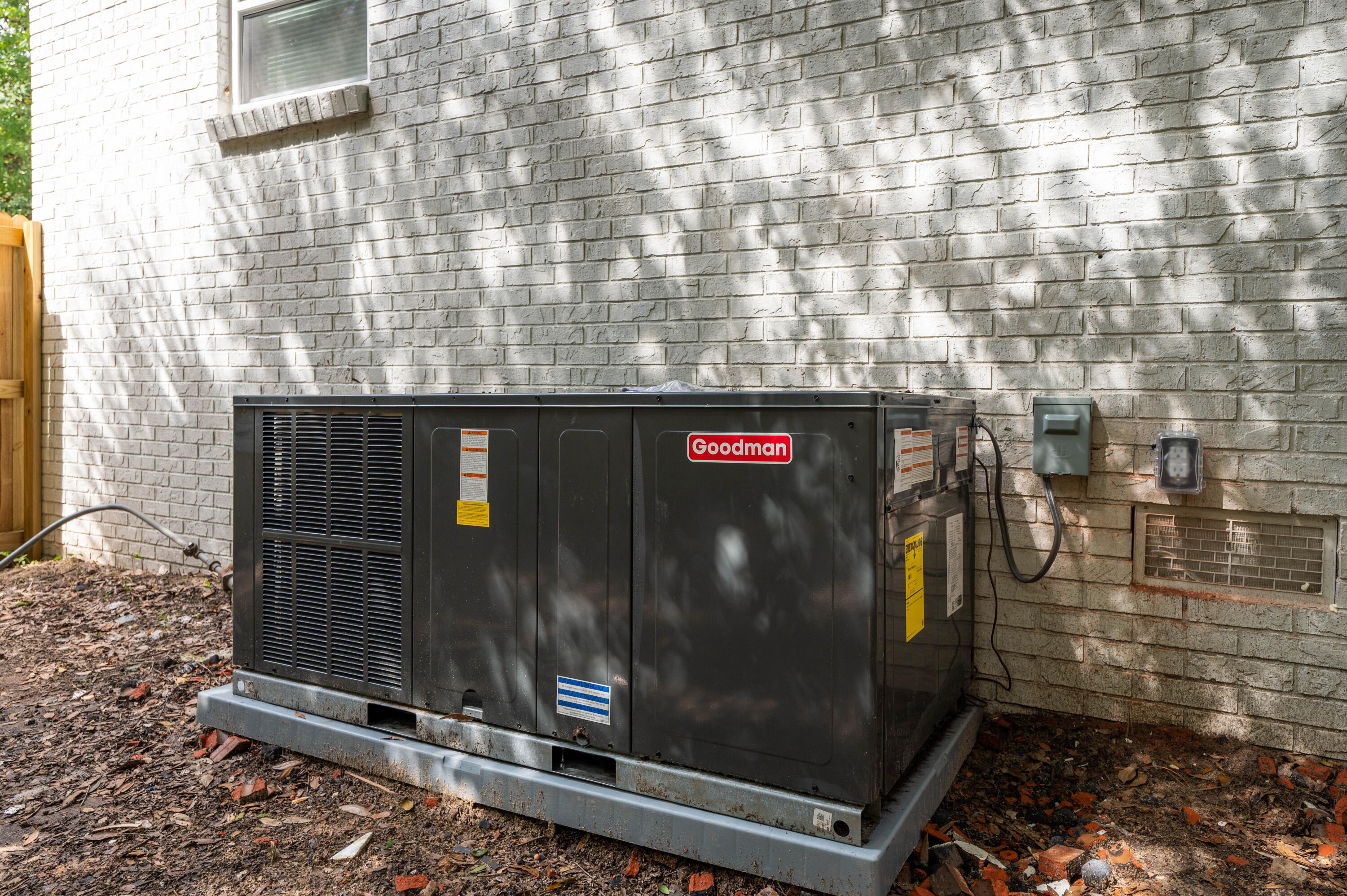 CRESTVIEW - Residential