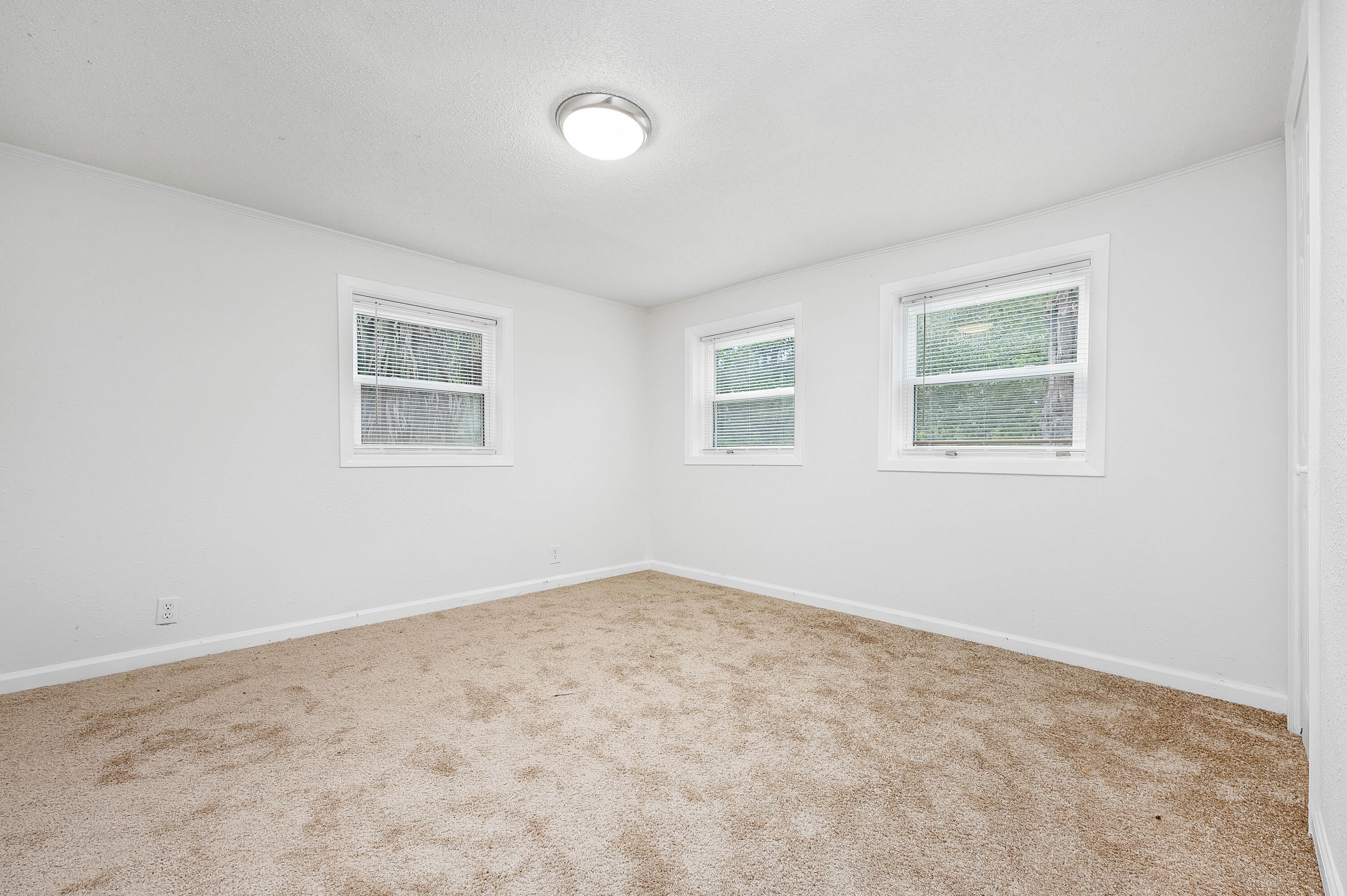 CRESTVIEW - Residential