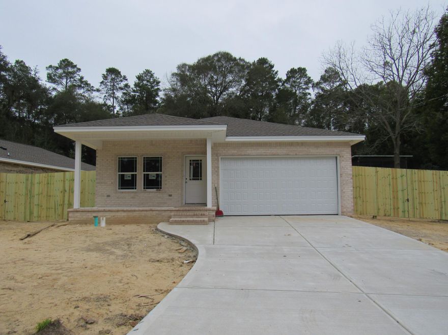 New construction in a convienent location close to Hwy 85, and Eglin AFB. Granite countertops, kitchen island, pantry, open floor plan, lvp flooring in main areas, carpet in bedrooms. 3 bed / 2 full bath open concept living, separate laundry room, attached 2 car garage, and so much more.