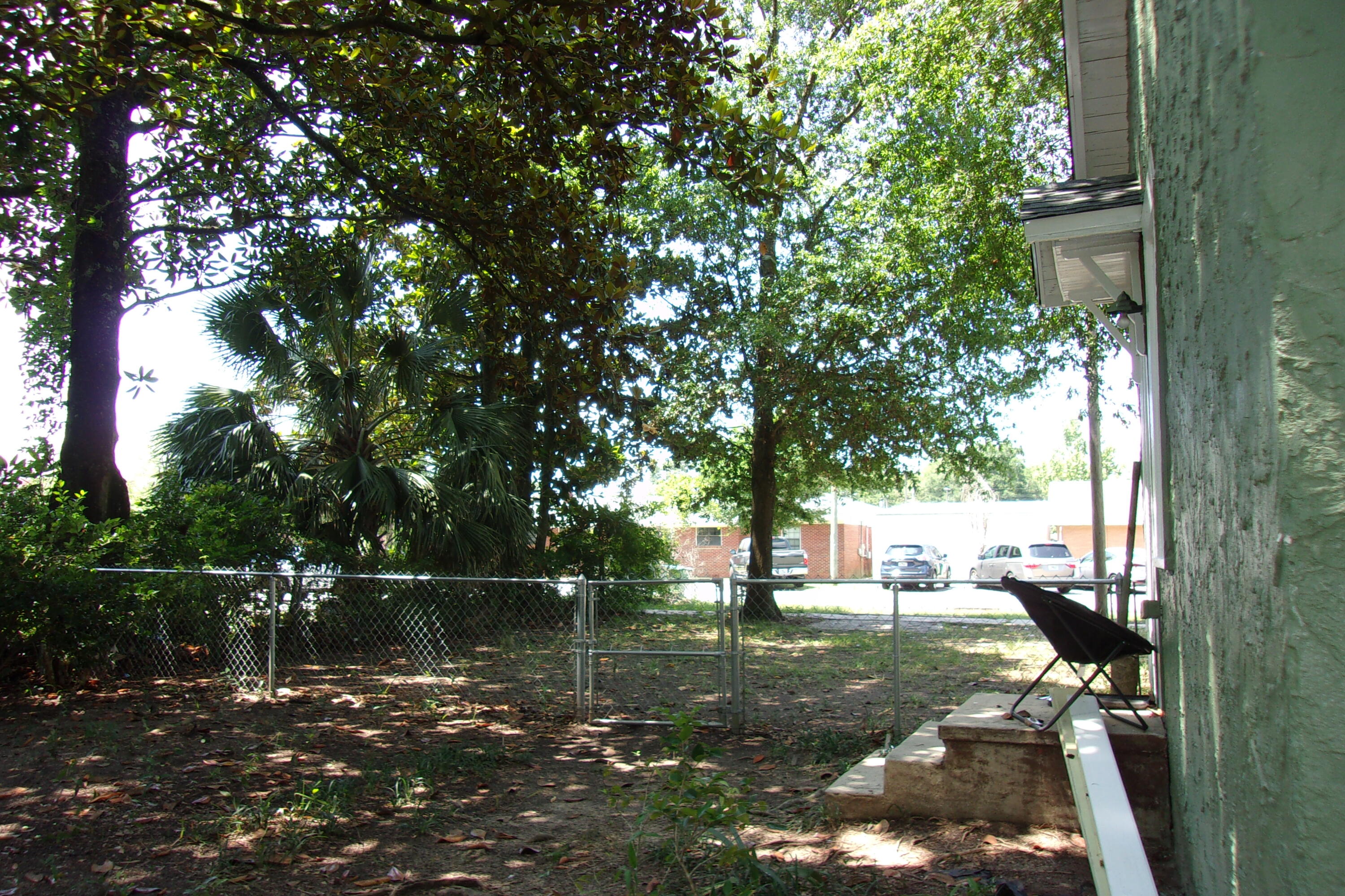 CRESTVIEW - Residential