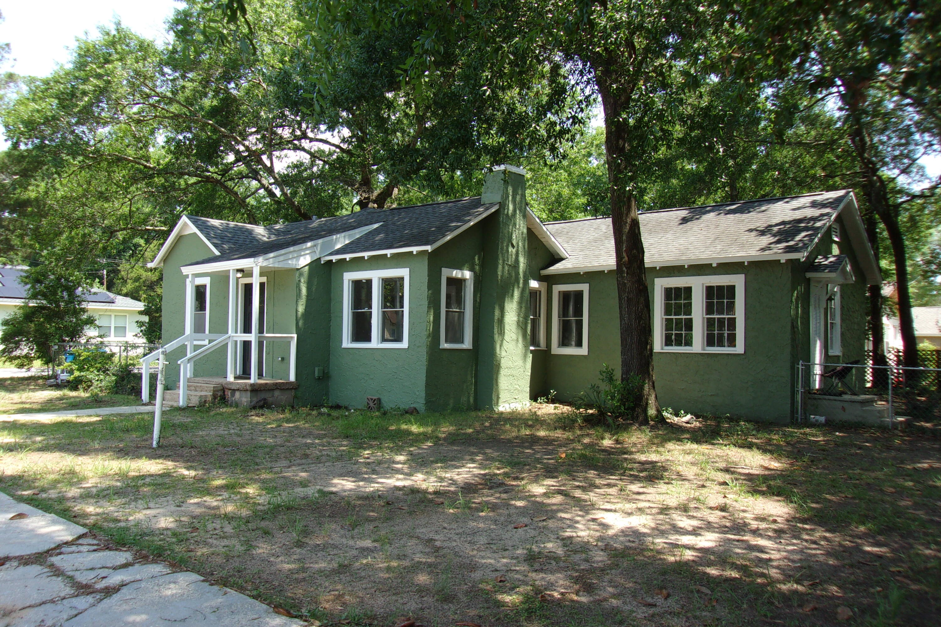 CRESTVIEW - Residential