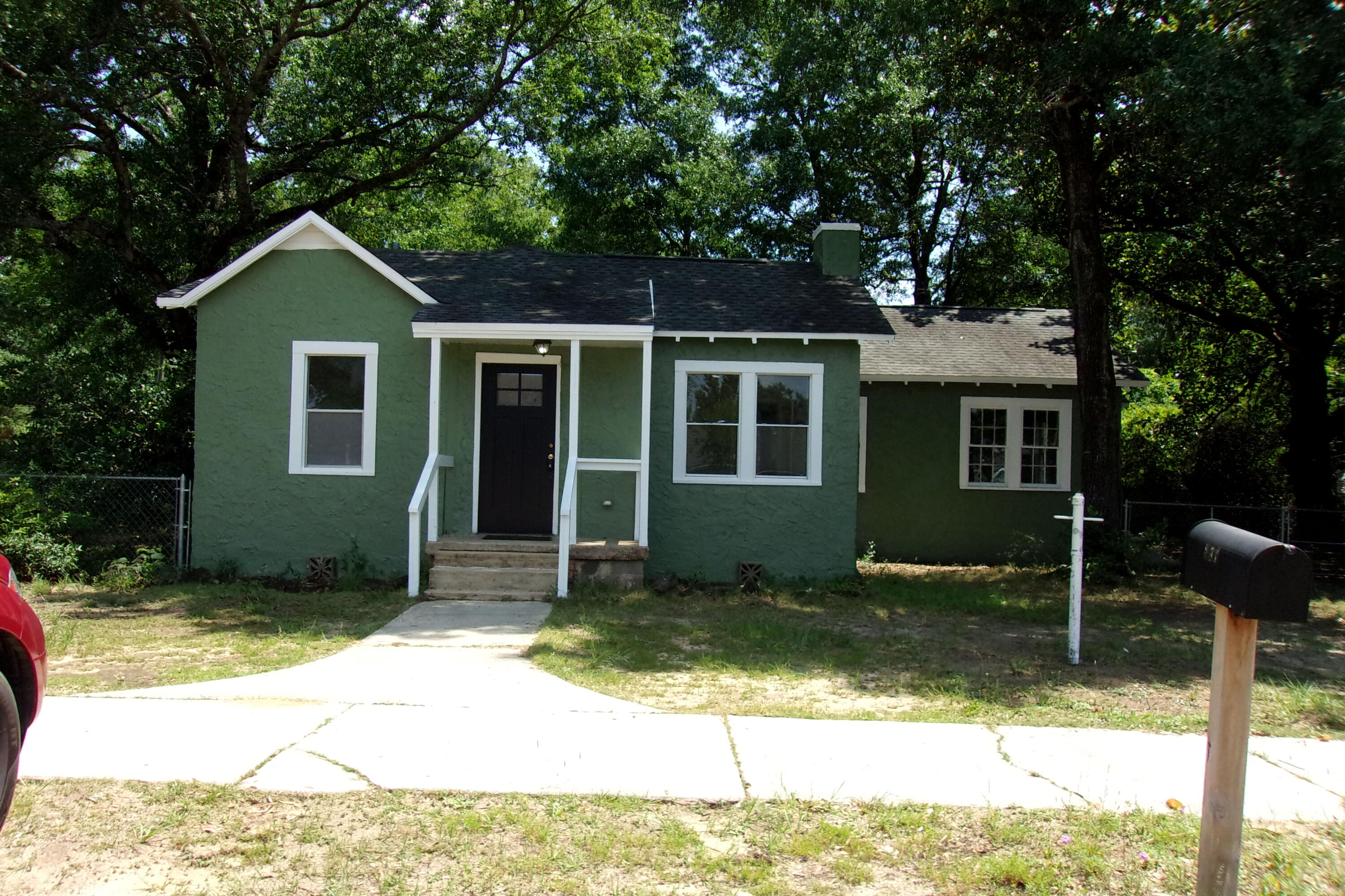 CRESTVIEW - Residential