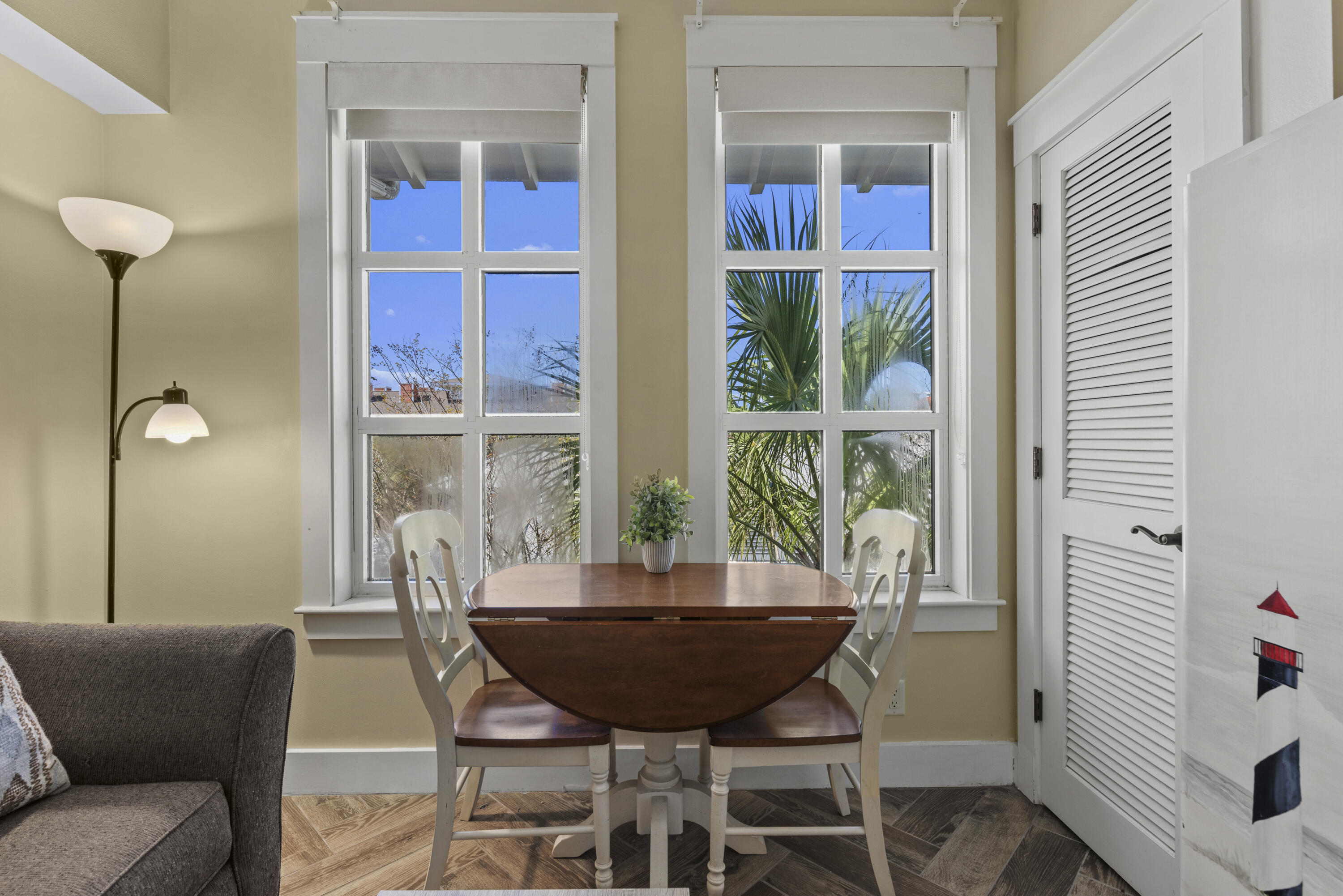 PILOT HOUSE - Residential