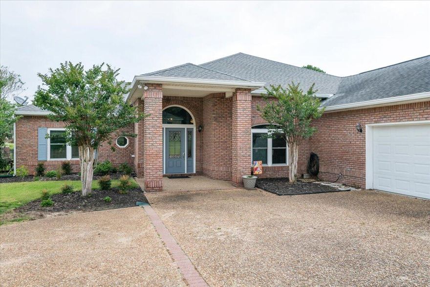 Destin waterfront living at it's finest. Enjoy quick, easy access to Choctawhatchee bay and the Gulf of Mexico with the protection of deep-water Indian Bayou. 
This 4 bedroom, single story home sits on a large 1/2 acre lot and was completely remodeled in 2021. A stunning chefs kitchen, amazing master bath and heated pool are just the highlights of the remodel. Spray foam, new windows/doors and new HVAC keep the house energy efficient. Bonus office/sitting room off master overlooking the bayou. Oversized 2 car garage with separate workspace. Whole home generator keeps everything up and running during outages.
A large boat dock, with covered 10k boat lift to keep your boat protected from the elements. 105 feet of water frontage.