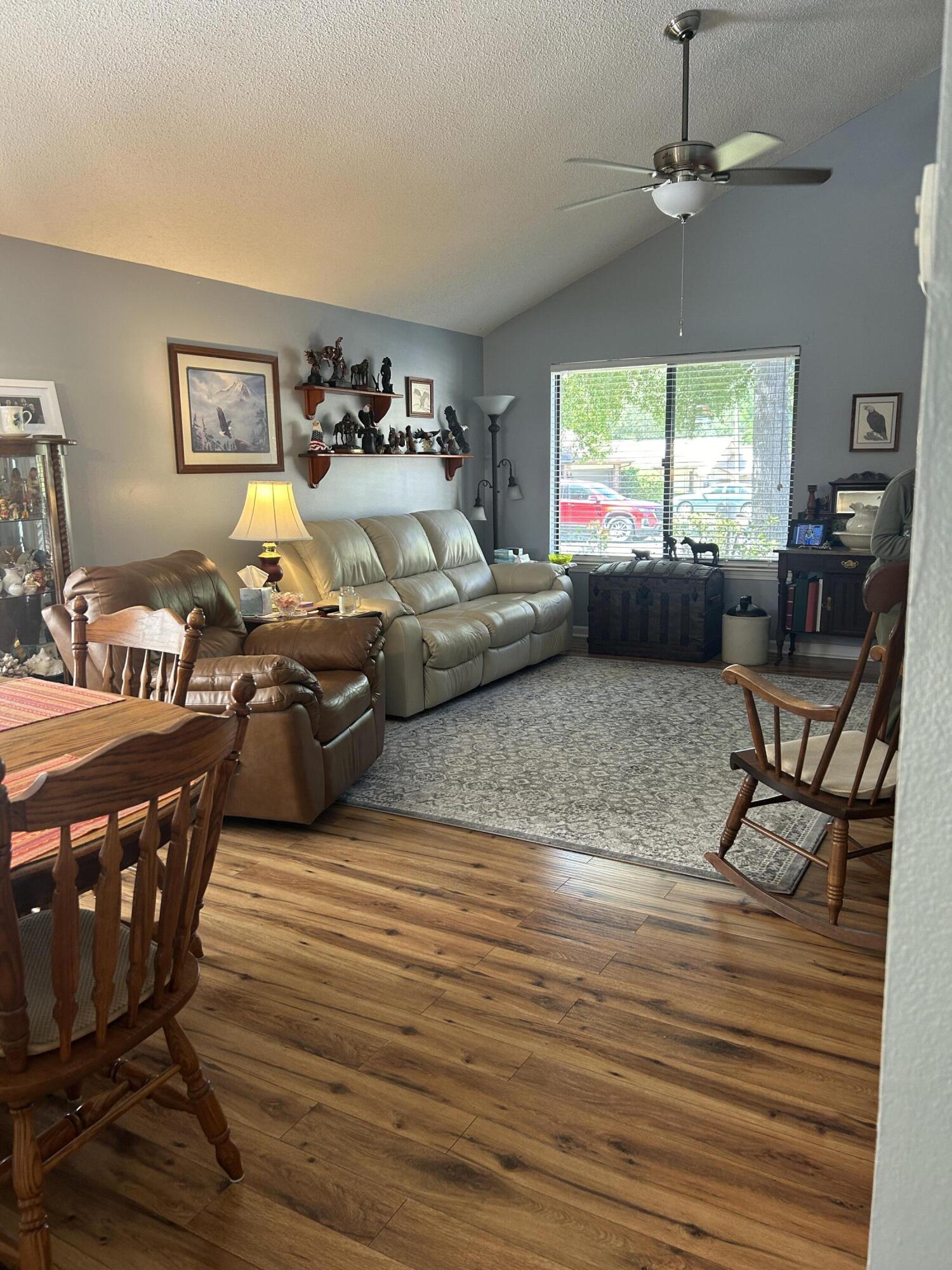 CEDAR RIDGE PH 11B - Residential Lease