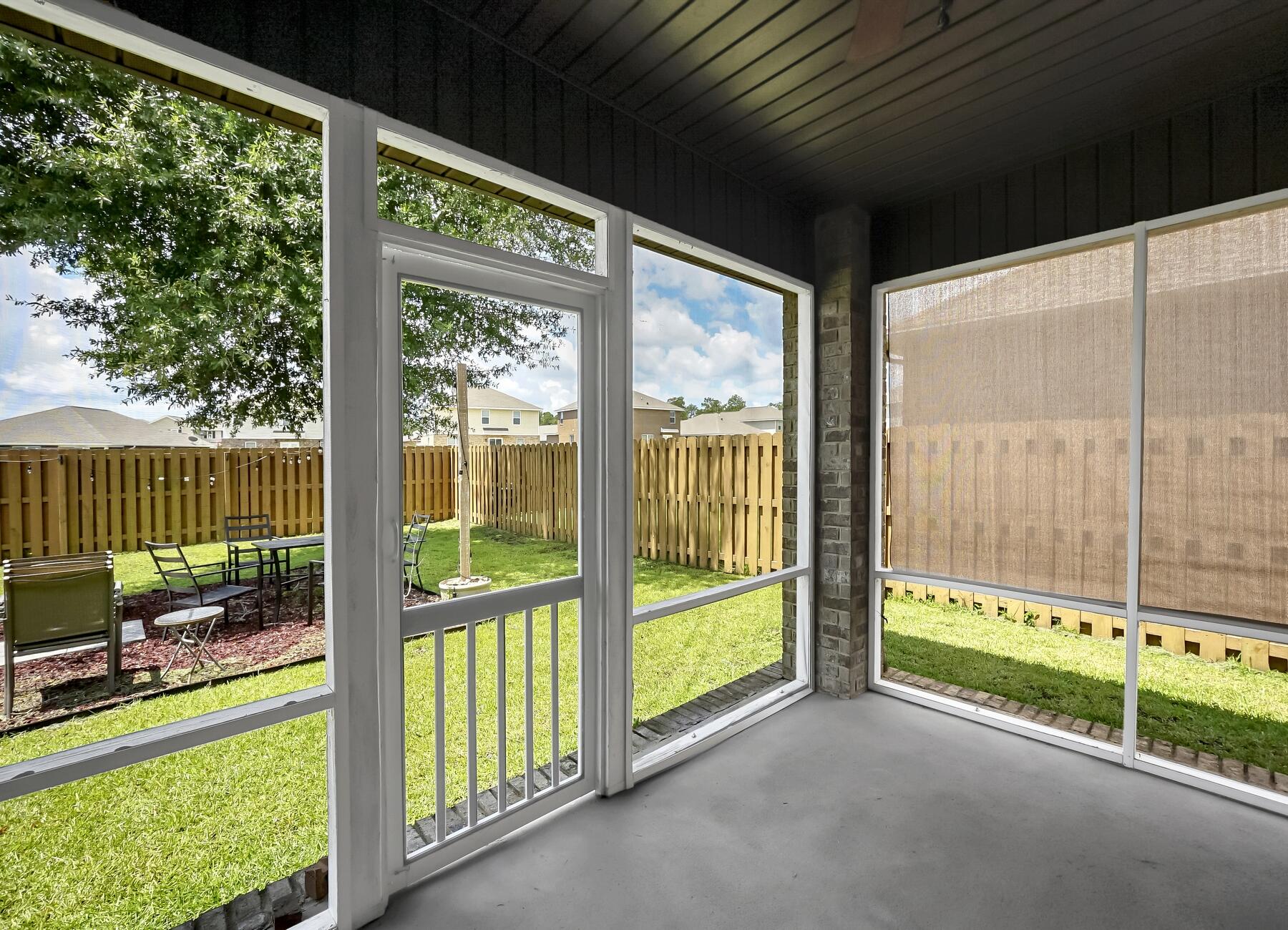 REDSTONE COMMONS - Residential Lease