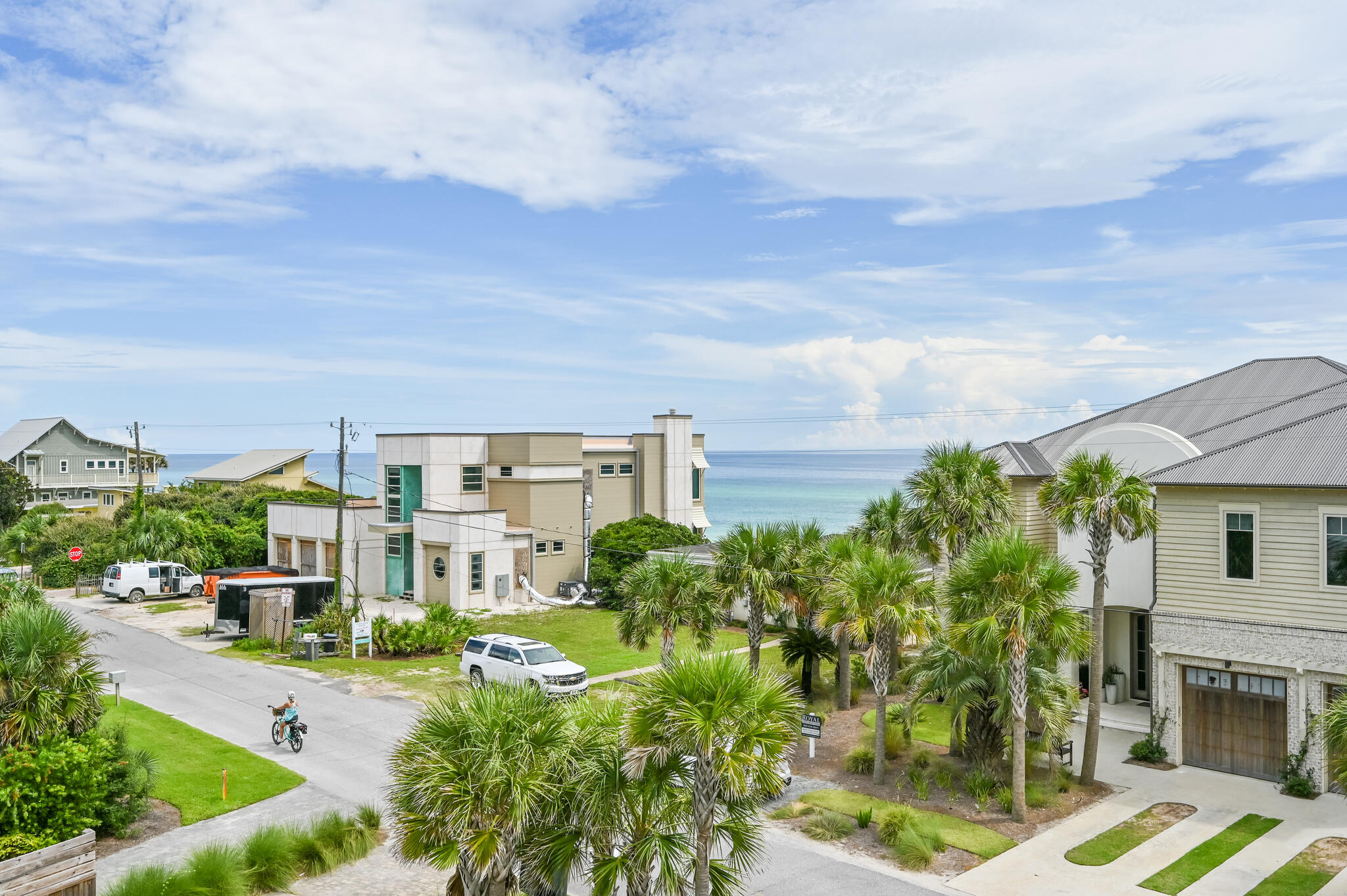 BLUE MOUNTAIN BEACH - Residential