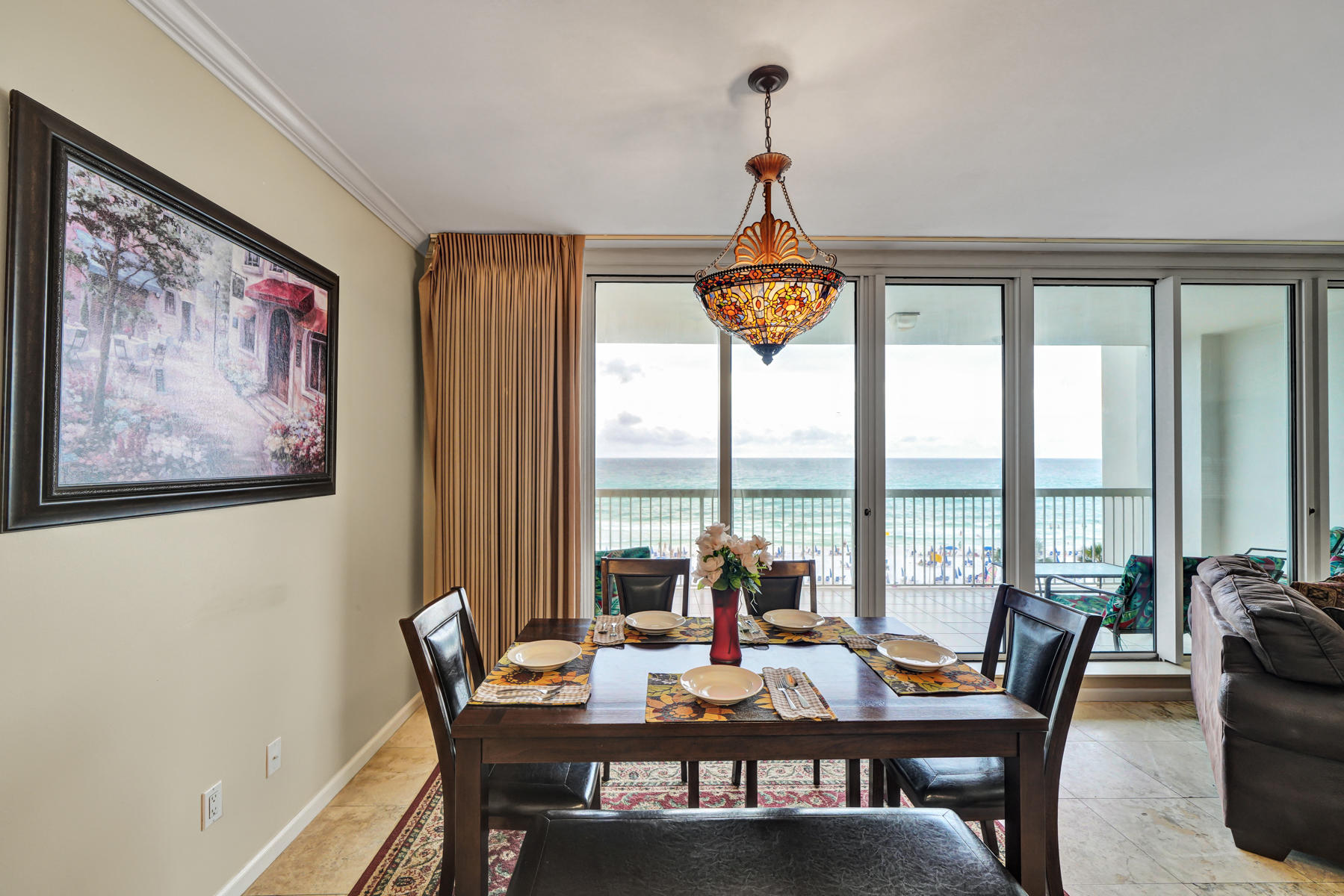 SILVER BEACH TOWERS - Residential