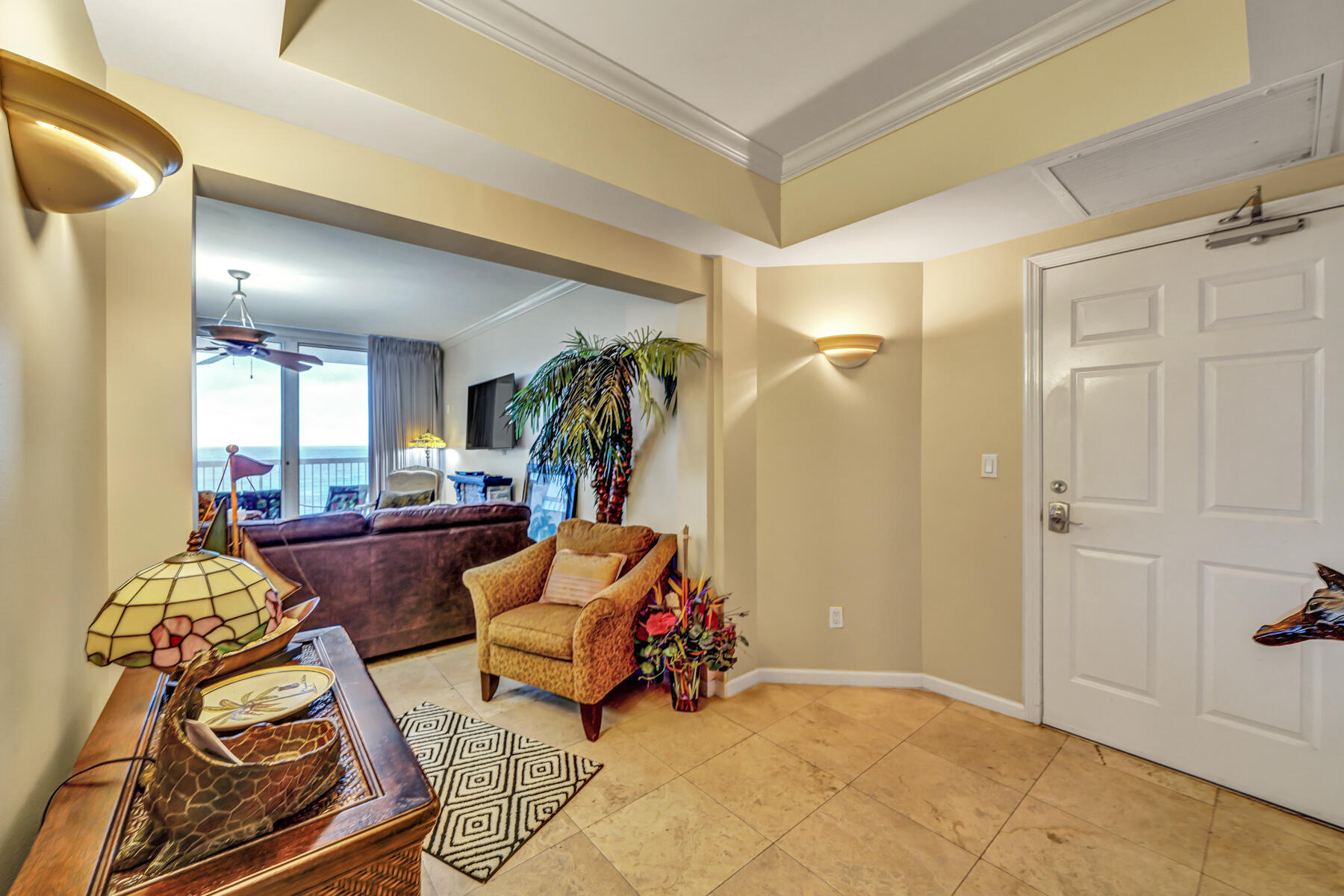 SILVER BEACH TOWERS - Residential