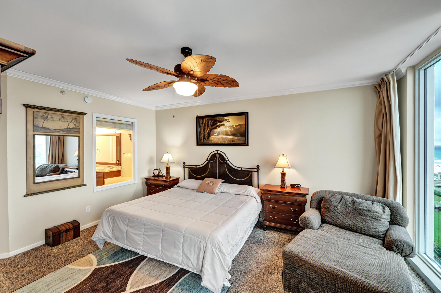 SILVER BEACH TOWERS - Residential