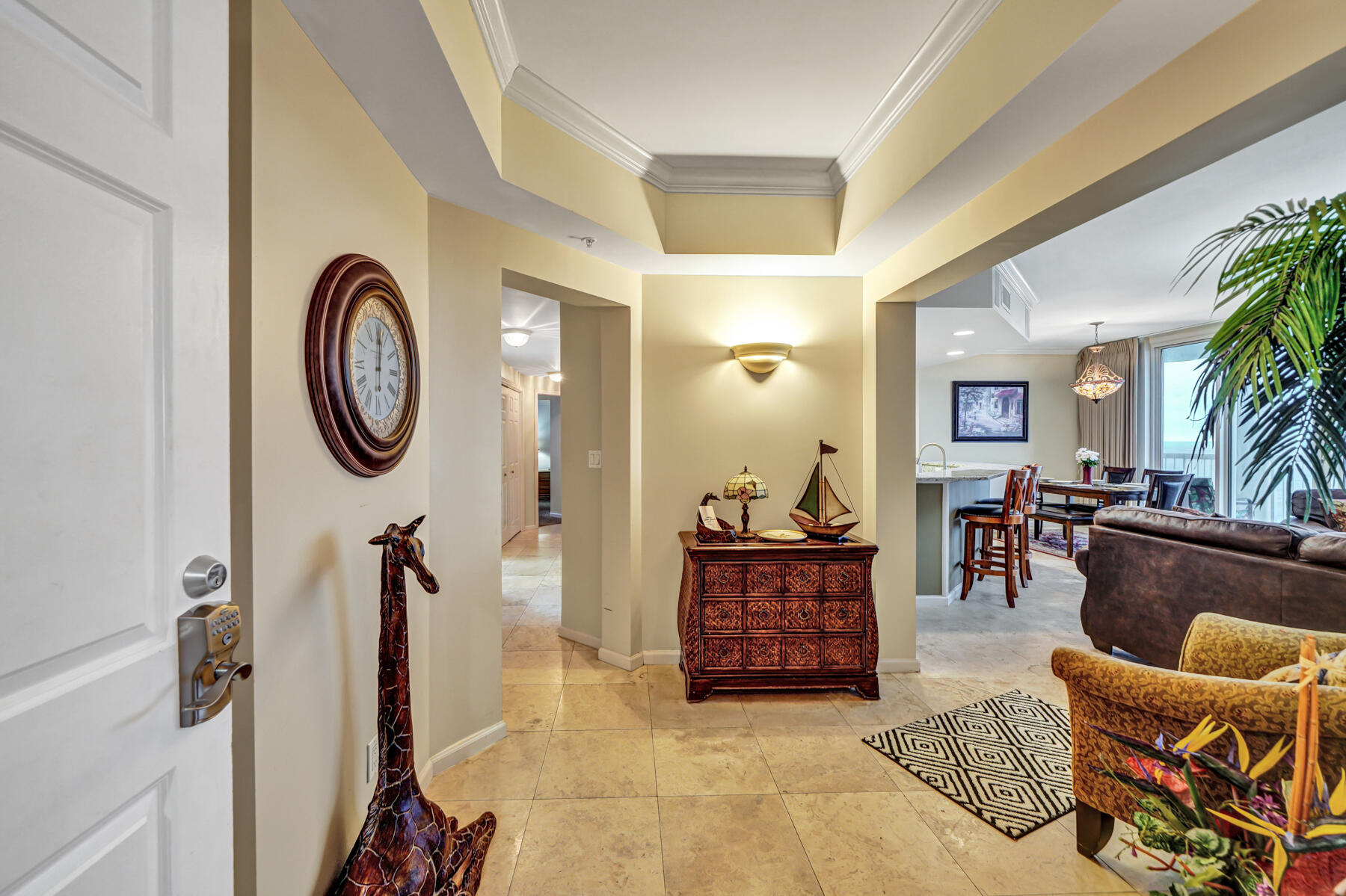 SILVER BEACH TOWERS - Residential