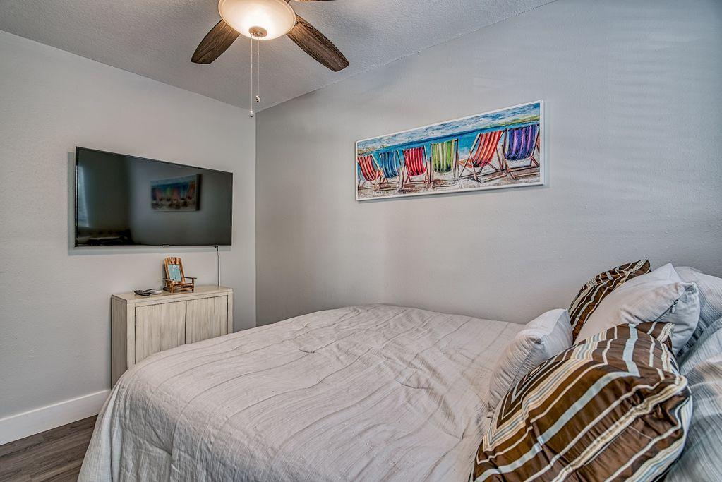 CRYSTAL BEACH - Residential