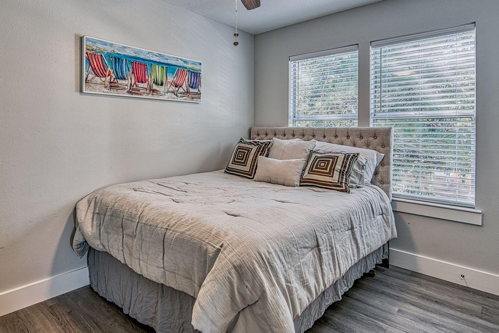 CRYSTAL BEACH - Residential