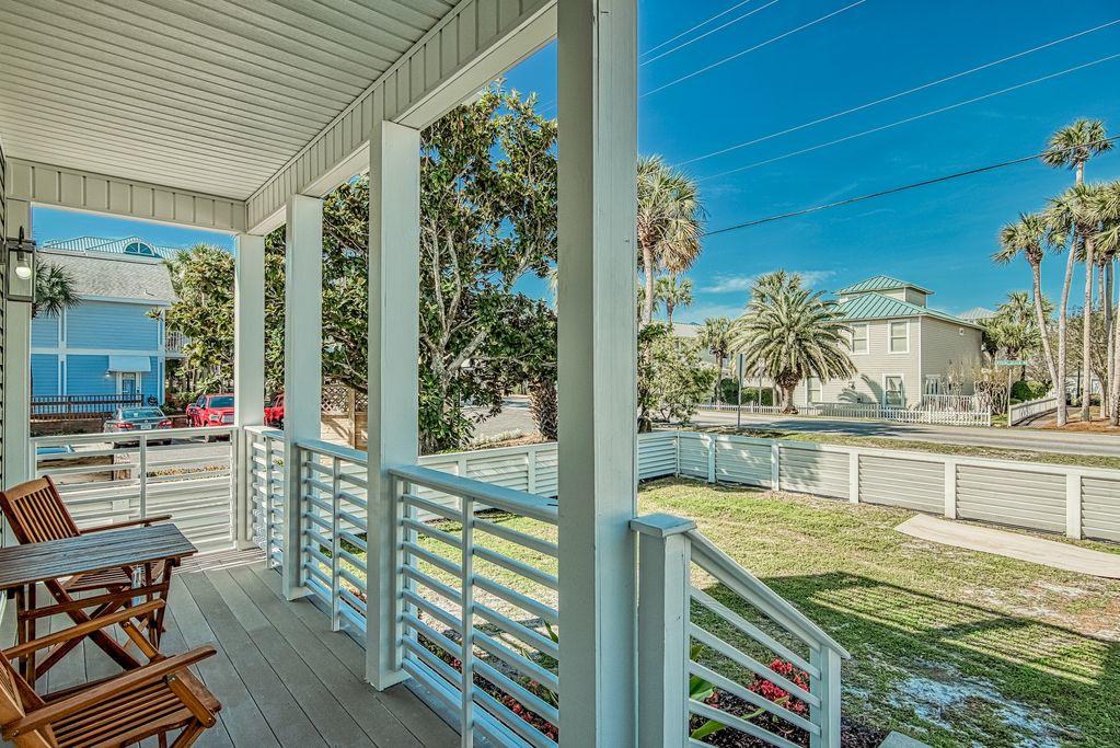 CRYSTAL BEACH - Residential