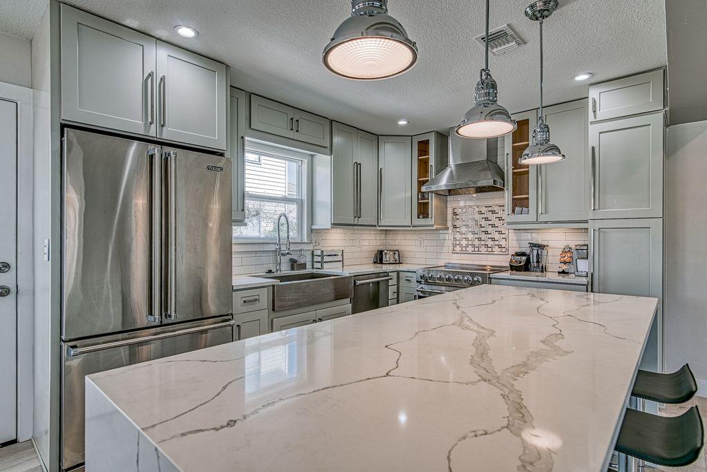 CRYSTAL BEACH - Residential