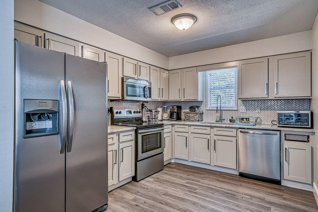 CRYSTAL BEACH - Residential